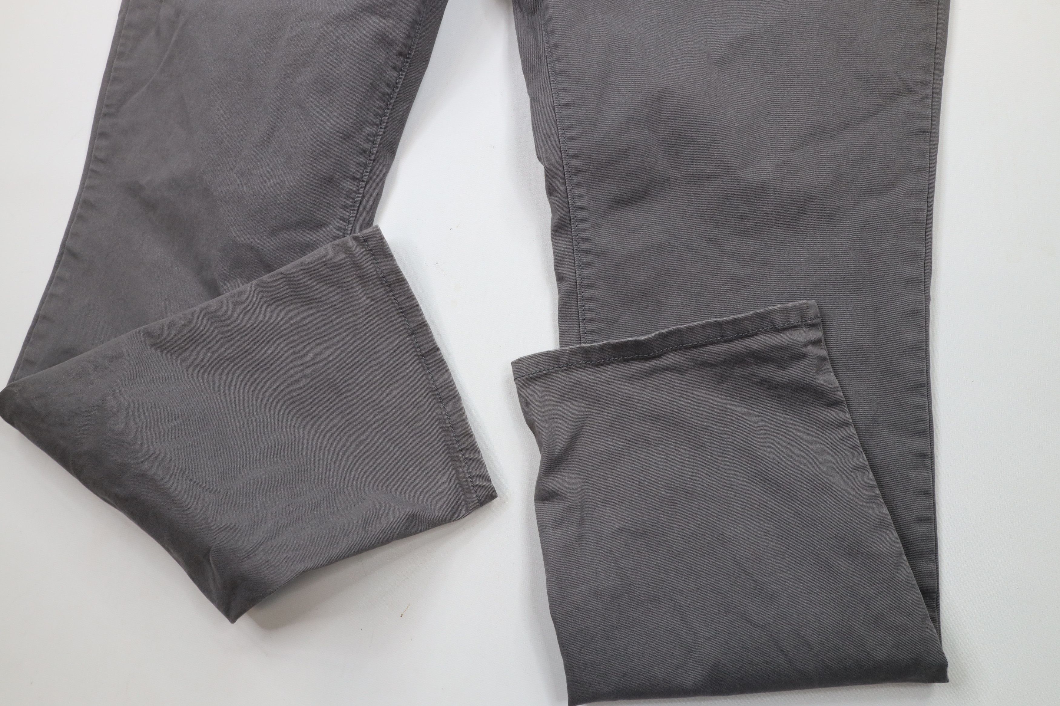 UNTUCKit × Vintage Untuckit Straight Leg Stretch Chino Pants Trousers Gray Size US 38 / EU 54 - 5 Thumbnail