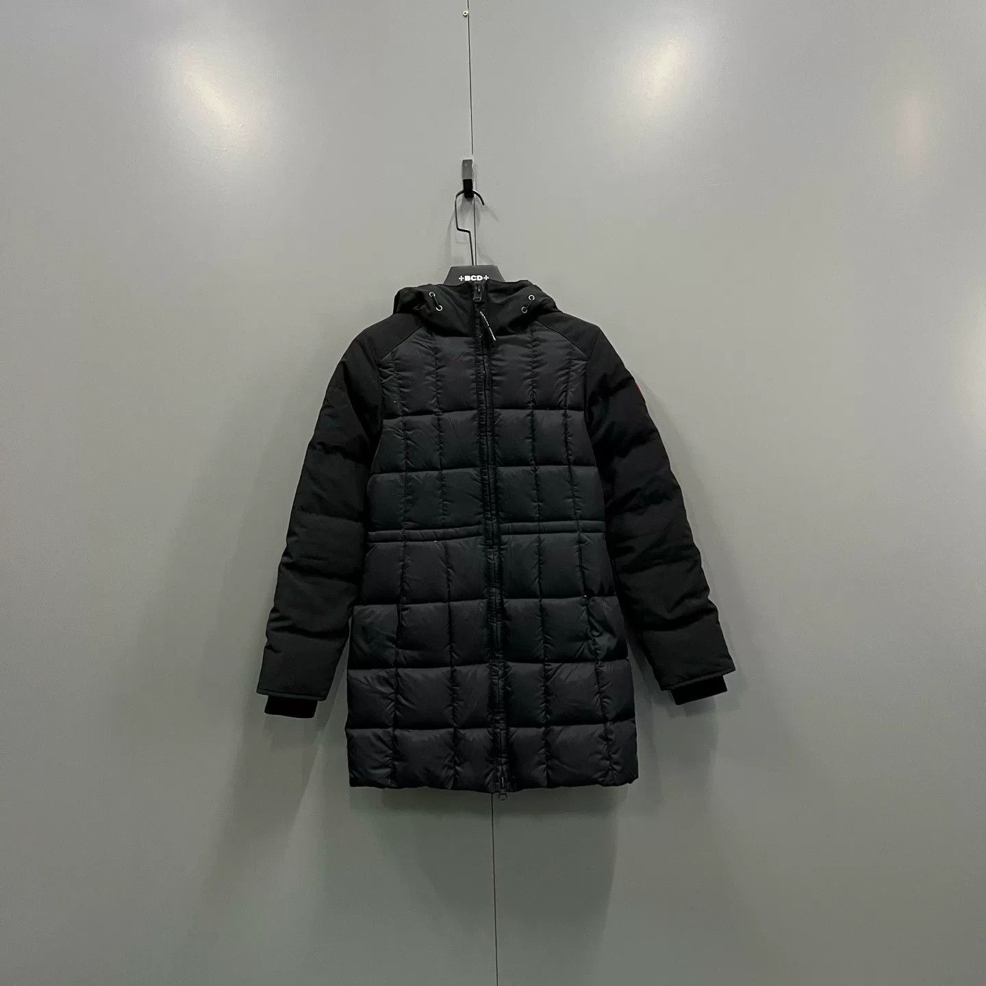 Canada Goose Canada Goose Black Quilted Hooded Down Jacket Size XS / US 0-2 / IT 36-38 - 1 Thumbnail