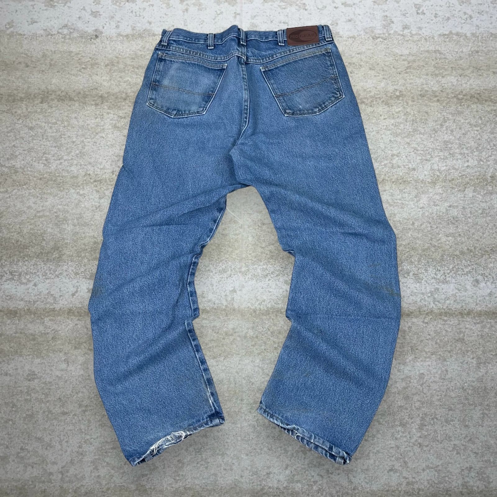 Wrangler Vintage Y2K Wrangler Jeans 35x32 Relaxed Fit Medium Wash Size US 35 - 1 Thumbnail