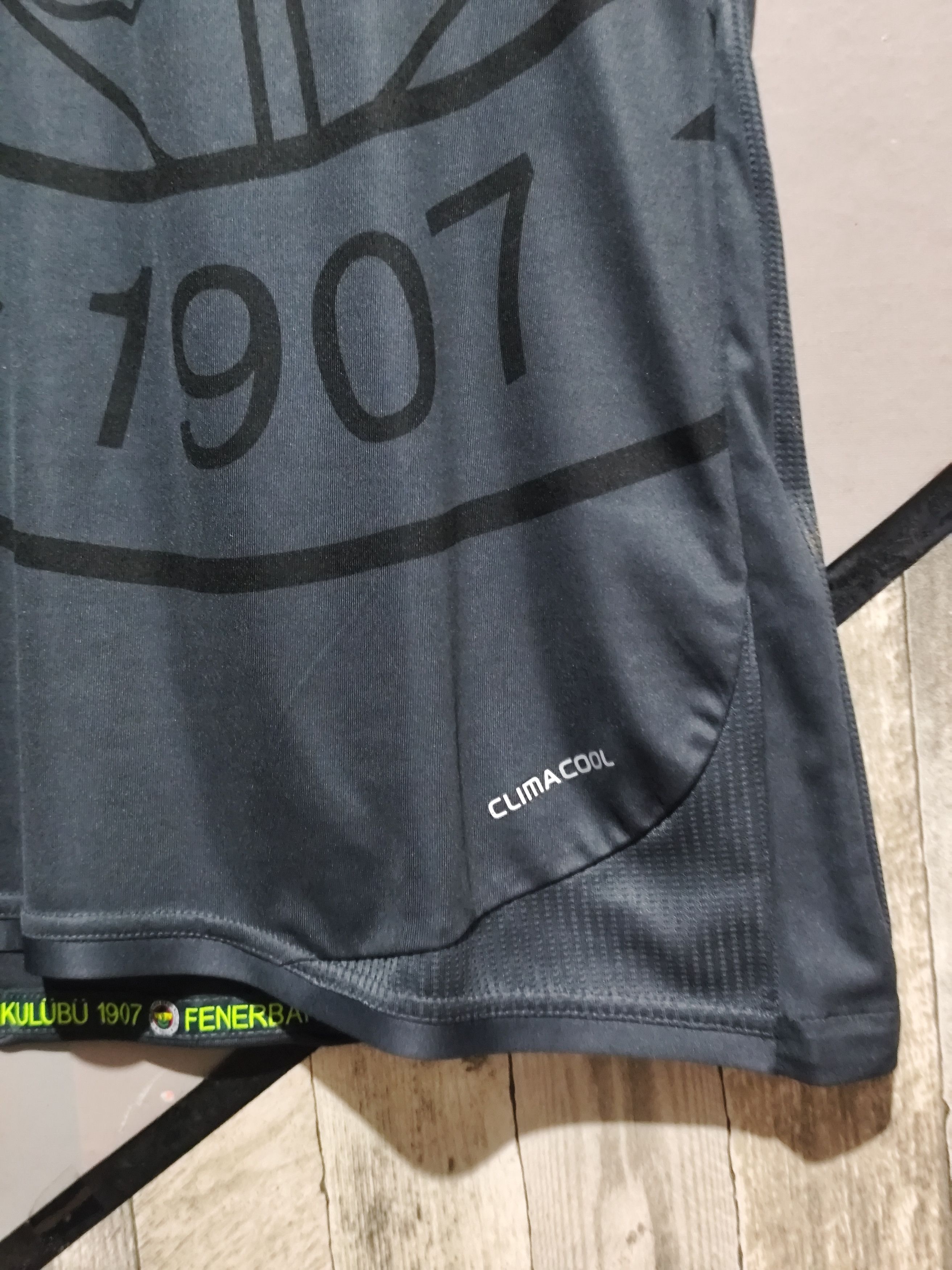 Adidas Adidas x Fenerbahce 2009-10 R. Carlos #3 Third Jersey Size US XL / EU 56 / 4 - 11 Thumbnail