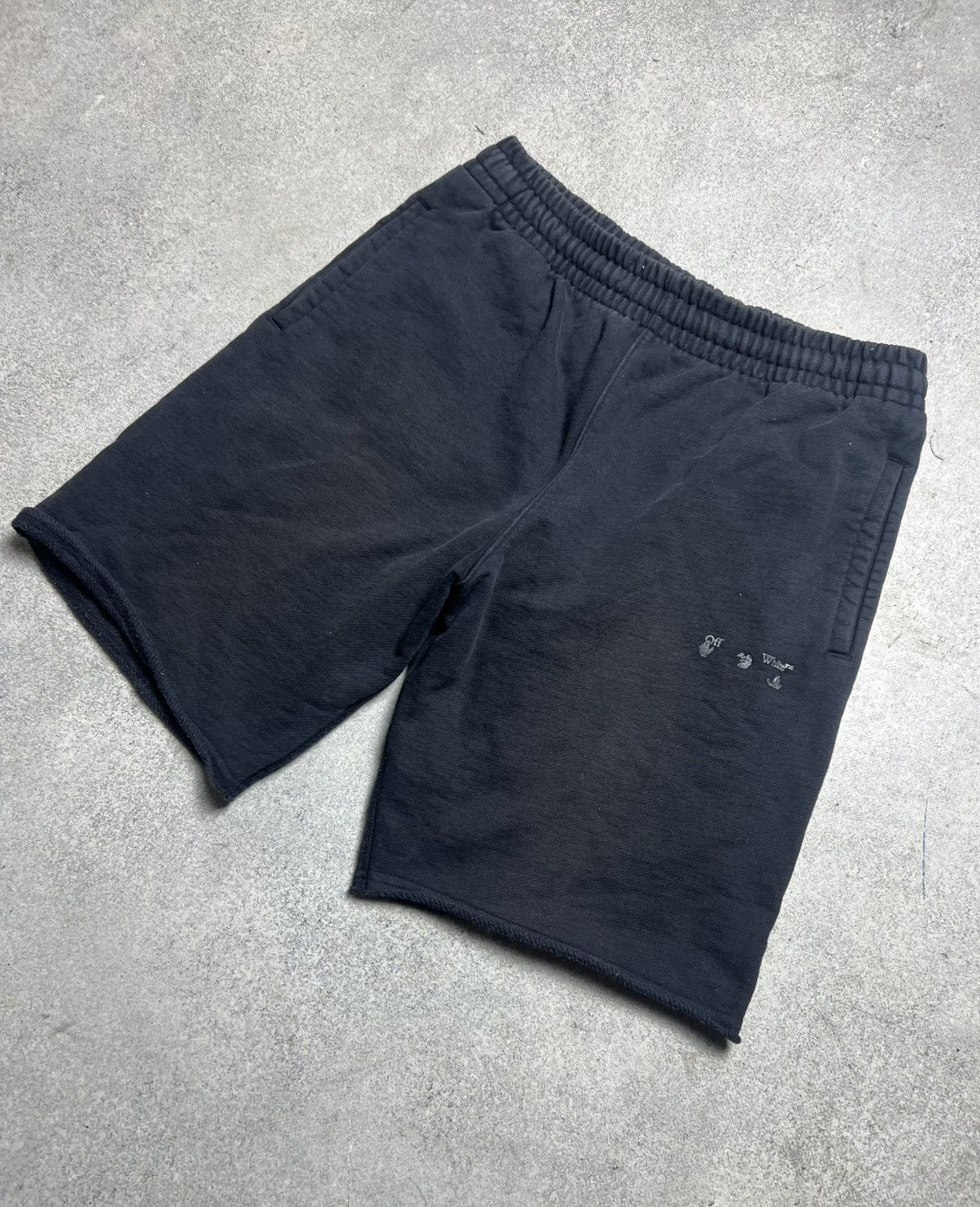Off-White Off White Shorts Luxury Mens Size M Black Size US 32 / EU 48 - 1 Thumbnail