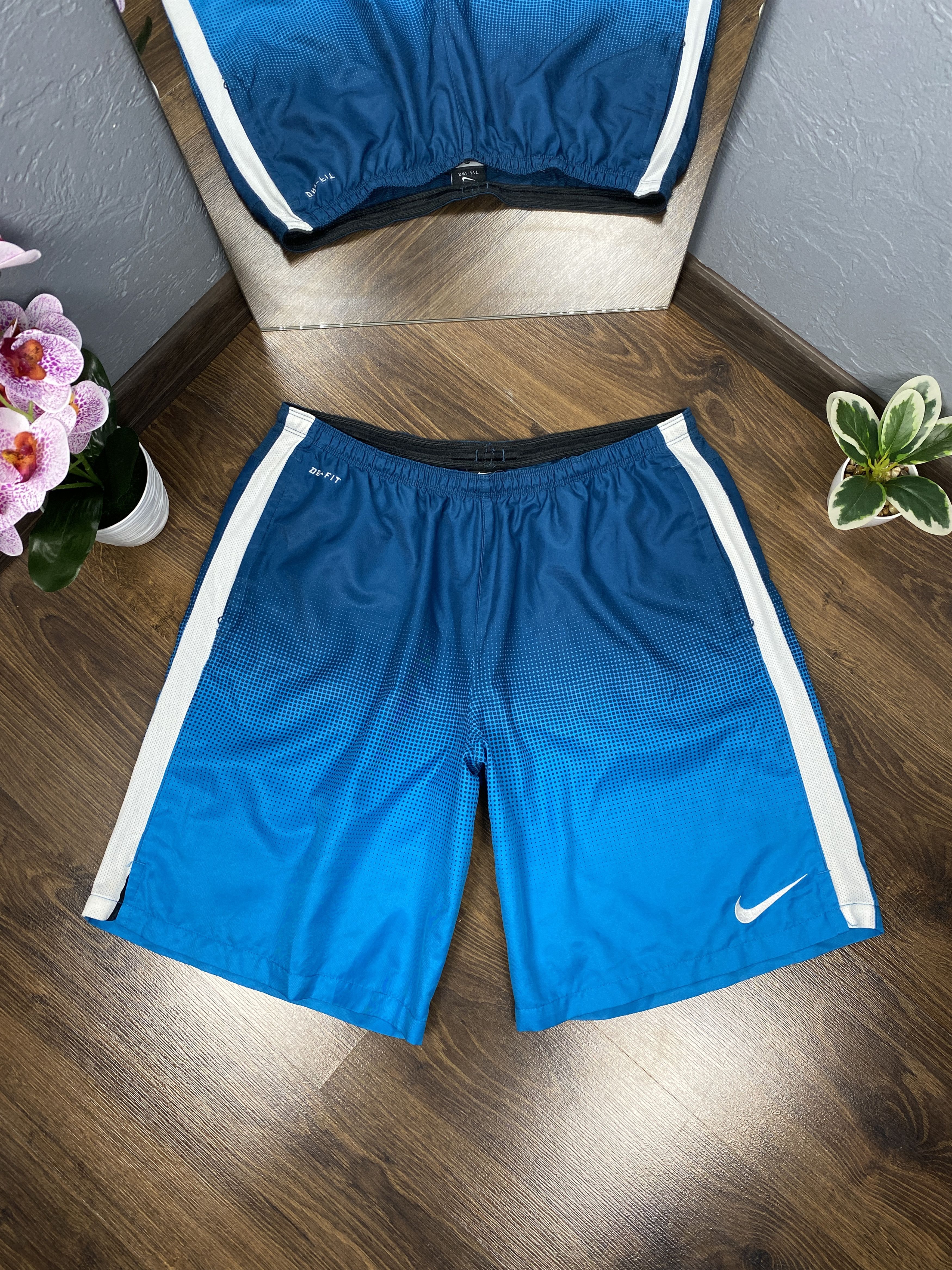 Nike Nike Dri Fit vintage mens shorts y2k Size US 36 / EU 52 - 1 Thumbnail
