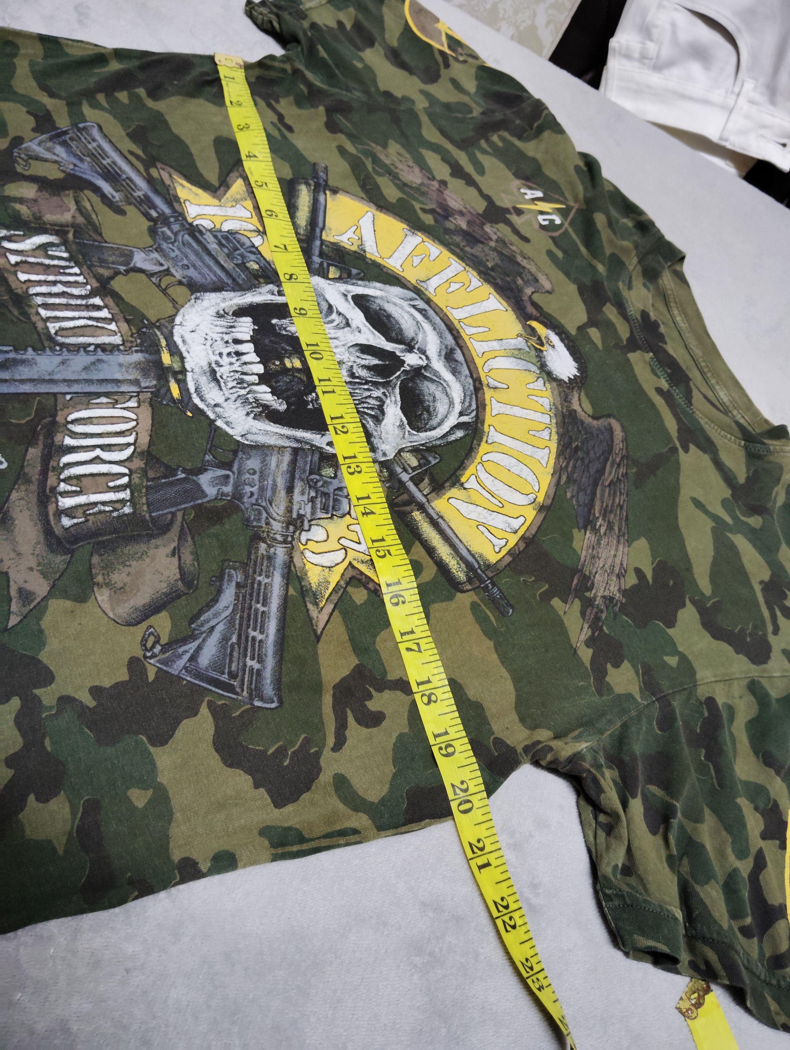 Affliction VINTAGE AFFLICTION "KILL EM ALL"CAMOUFLAGE ARMY TEES Size US M / EU 48-50 / 2 - 12 Thumbnail