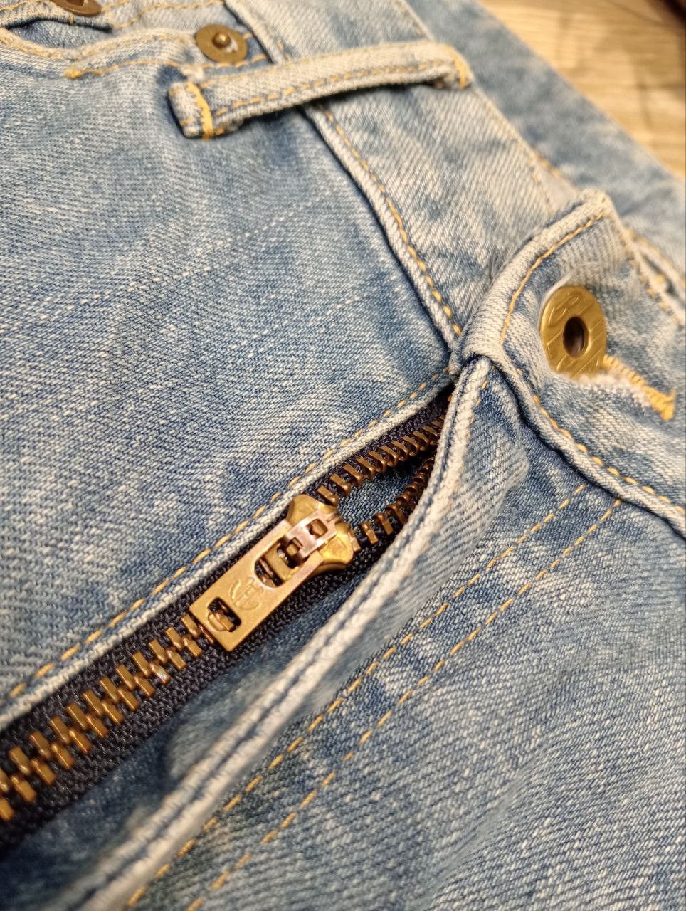 Japan Blue JAPAN BLUE LOT JB2301 LA BREA LIGHT BLUE DENIM JEANS Size US 29 - 8 Thumbnail