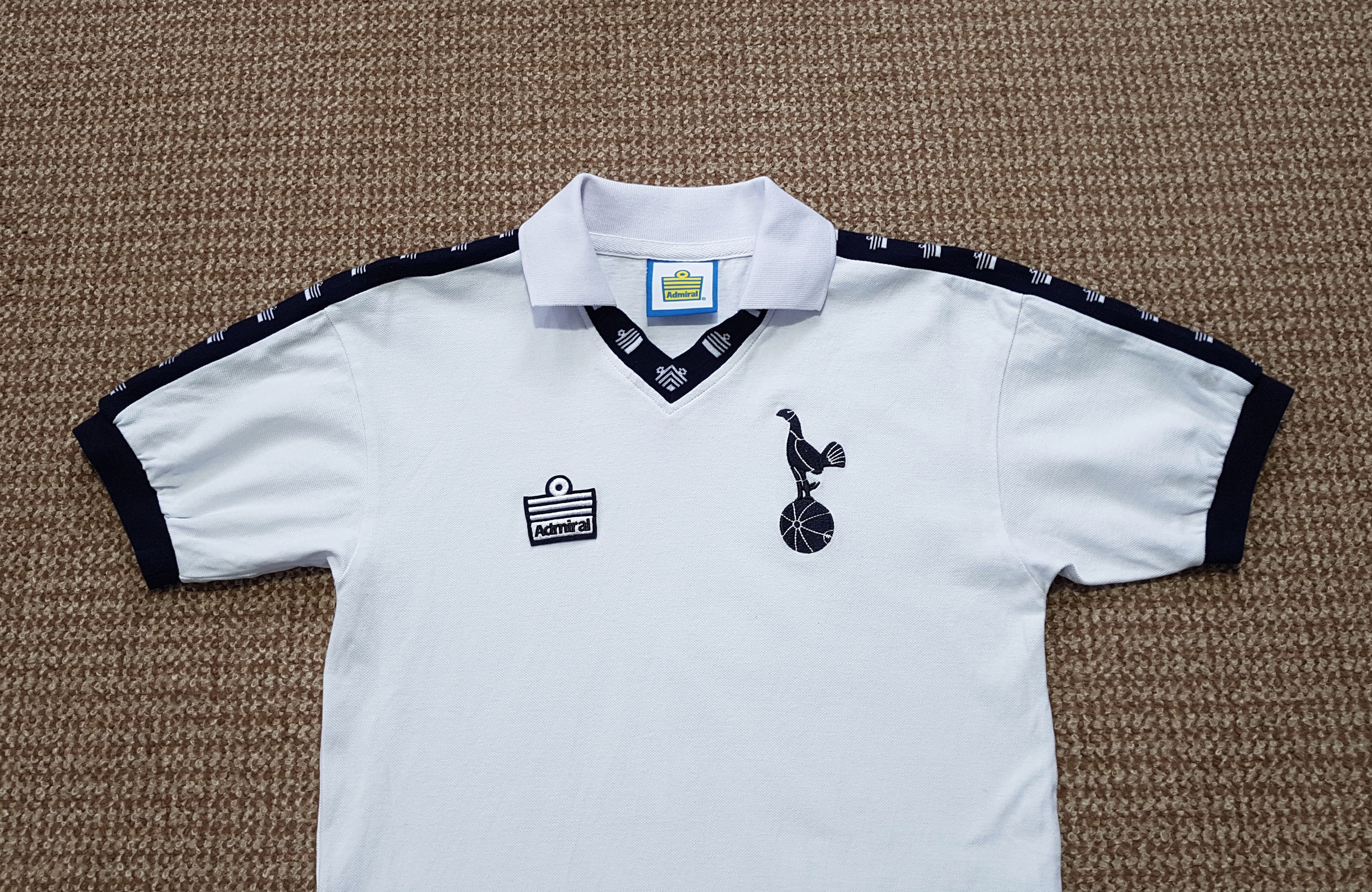 Other TOTTENHAM HOTSPURS 1977/1980 HOME SOCCER JERSEY ADMIRAL sz S Size US S / EU 44-46 / 1 - 2 Thumbnail