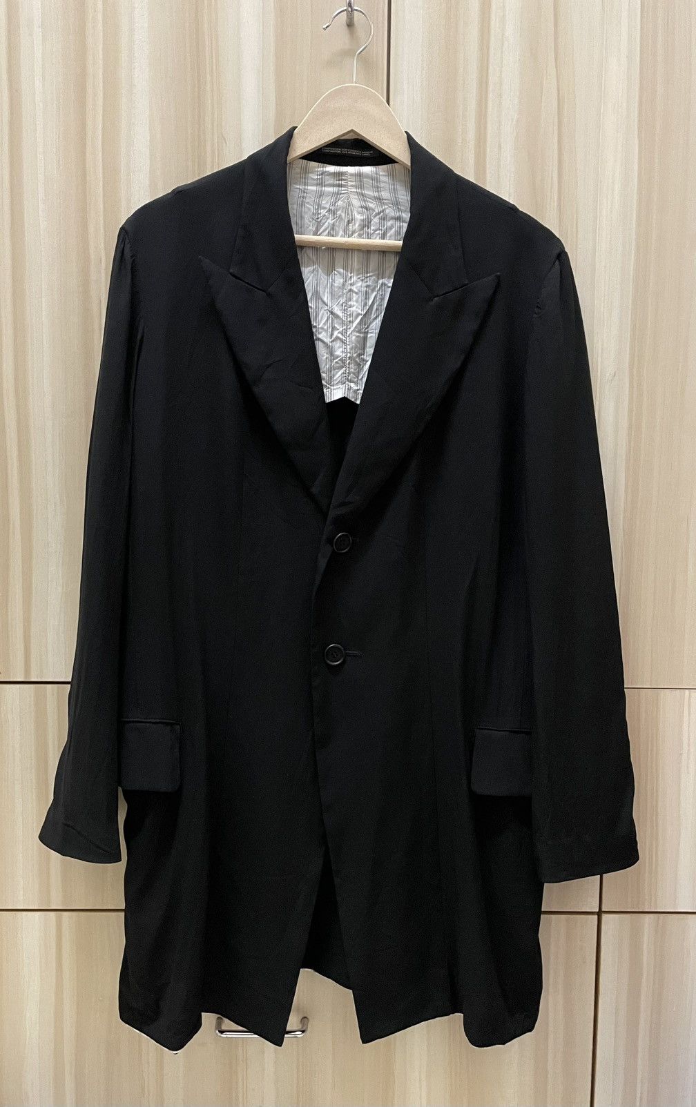 Yohji Yamamoto Yohji Yamamoto Signature Peak Lapel Long Jacket Size US M / EU 48-50 / 2 - 1 Thumbnail