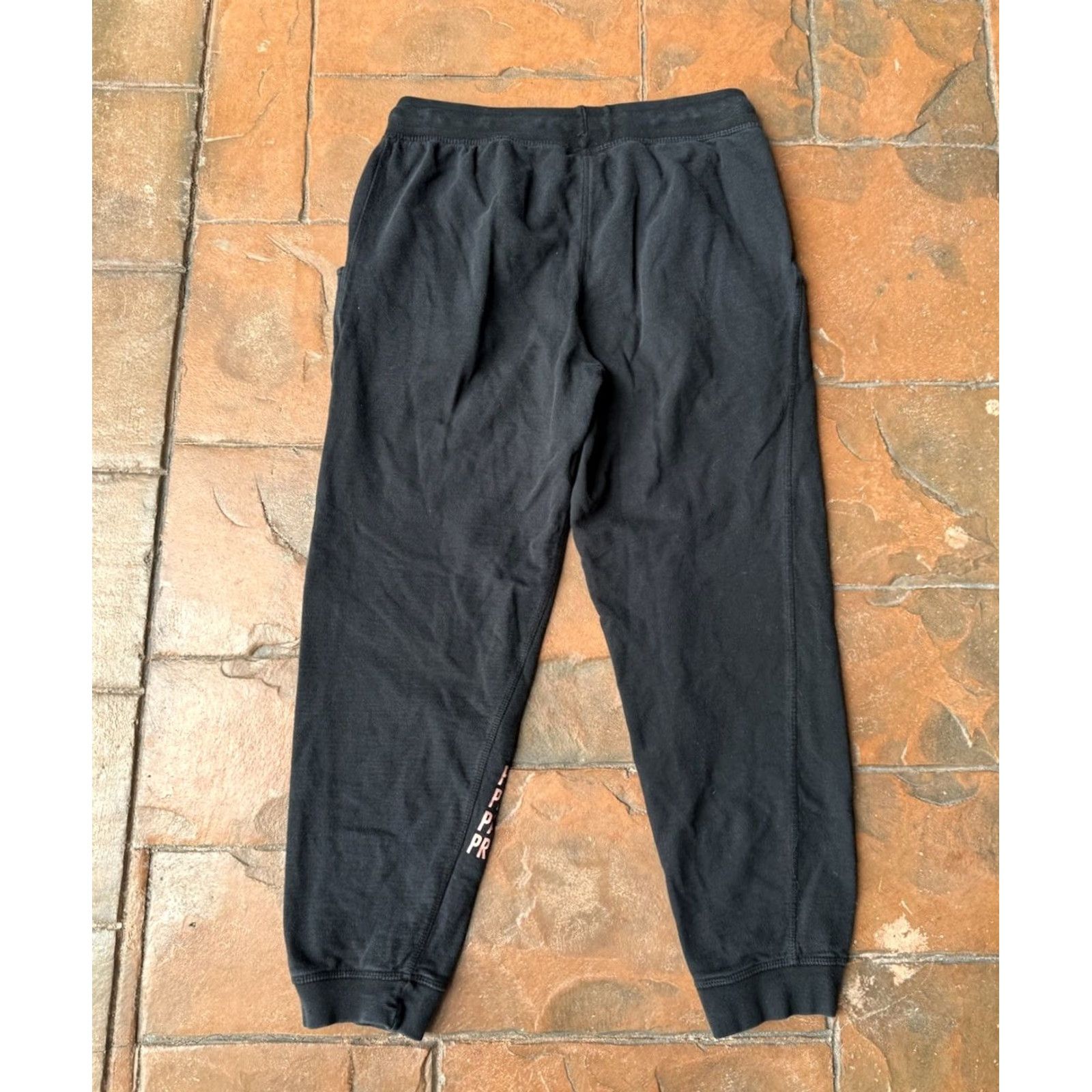 Vintage Panic At The Disco Pray For The Wicked 2018 Tour Jogger Sweatpants M Black Cotton Pockets Logo Adults Unisex Pants Tapered Regular Streetwear Size 32" / US 10 / IT 46 - 3 Thumbnail