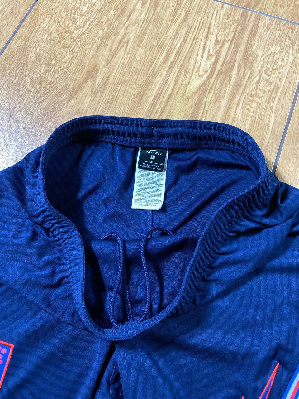 Nike × Vintage Vintage Nike Mens Shorts Size US 34 / EU 50 - 2 Thumbnail