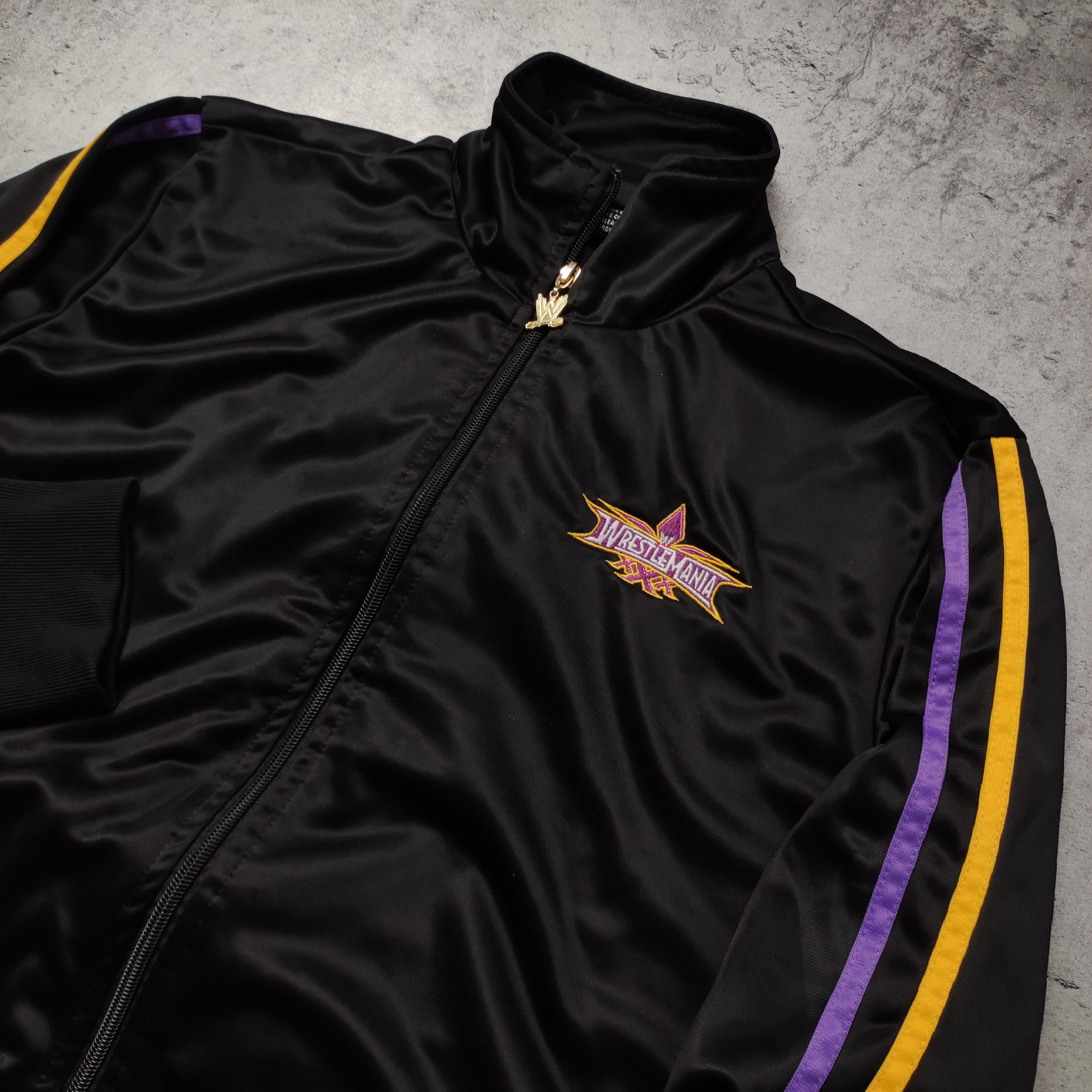 WWE RARE Limited WWE Wrestlemania 30 XXX 2014 Sweatshirt Size US M / EU 48-50 / 2 - 4 Thumbnail