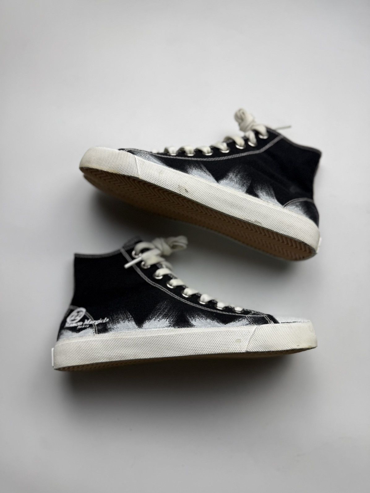 Maison Margiela Maison Margiela Tabi High Split Splatter Size US 7 / EU 40 - 2 Thumbnail