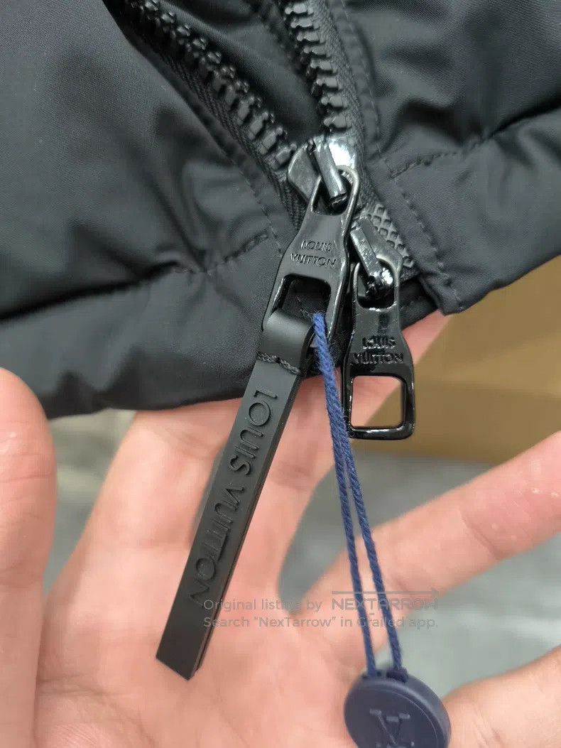 Louis Vuitton Louis Vuitton 24 SS dark pattern presbyopic down jacket Size US S / EU 44-46 / 1 - 4 Thumbnail