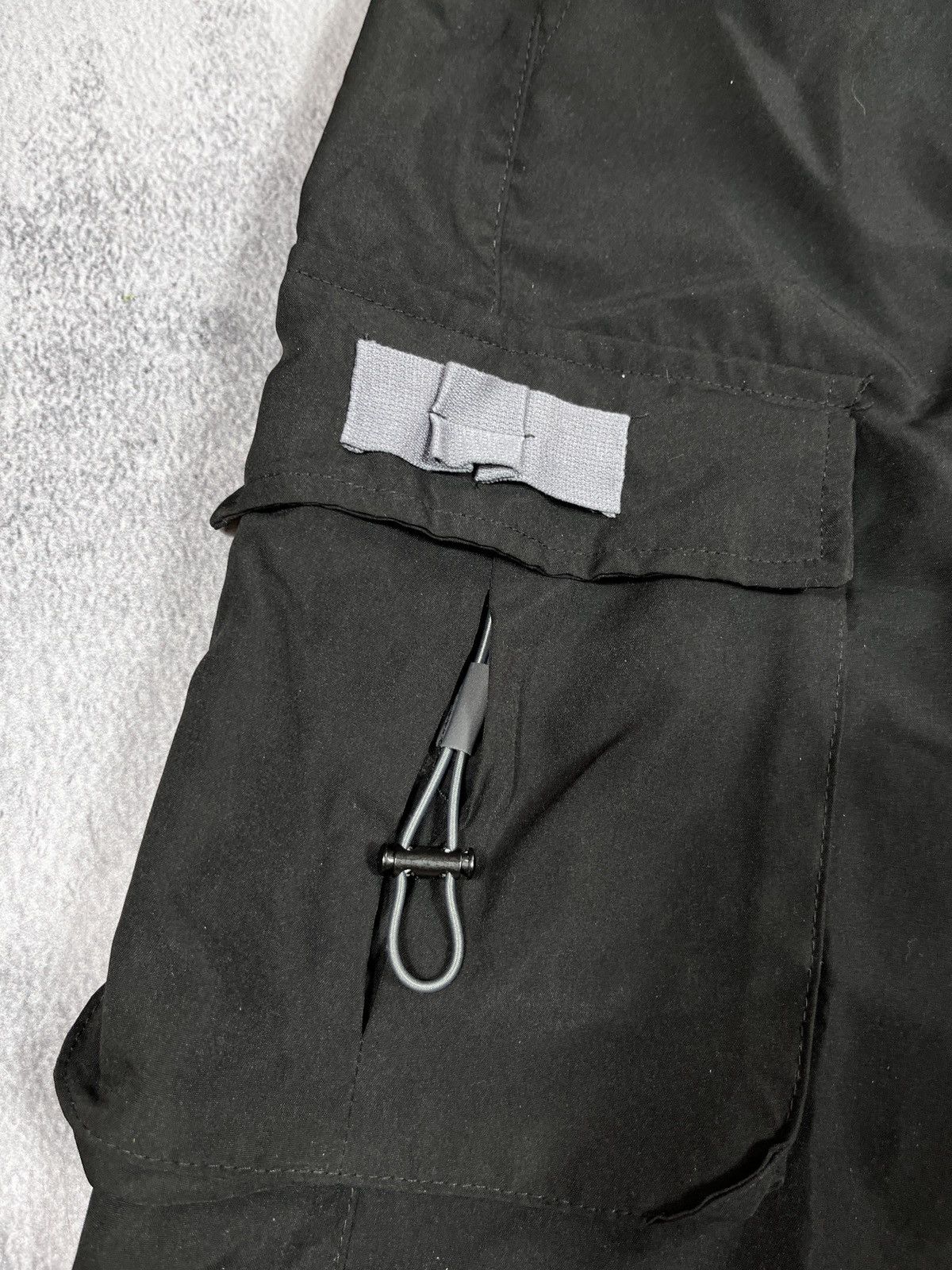 Vintage Vintage Y2K Wide cargo nylon shorts outdoor style size XL Size US 36 / EU 52 - 4 Thumbnail