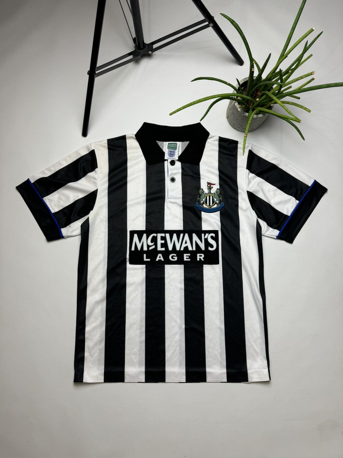 Vintage Rare vintage New castle soccer jersey y2k Size US M / EU 48-50 / 2 - 1 Thumbnail