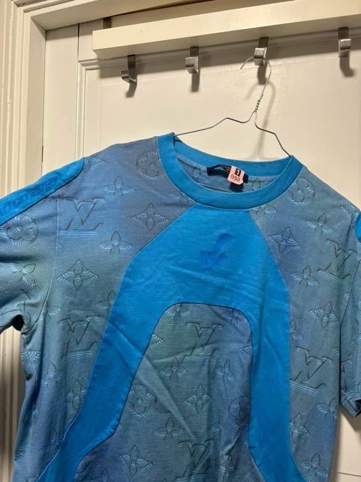 Louis Vuitton Lv2054 tee Size US M / EU 48-50 / 2 - 6 Thumbnail