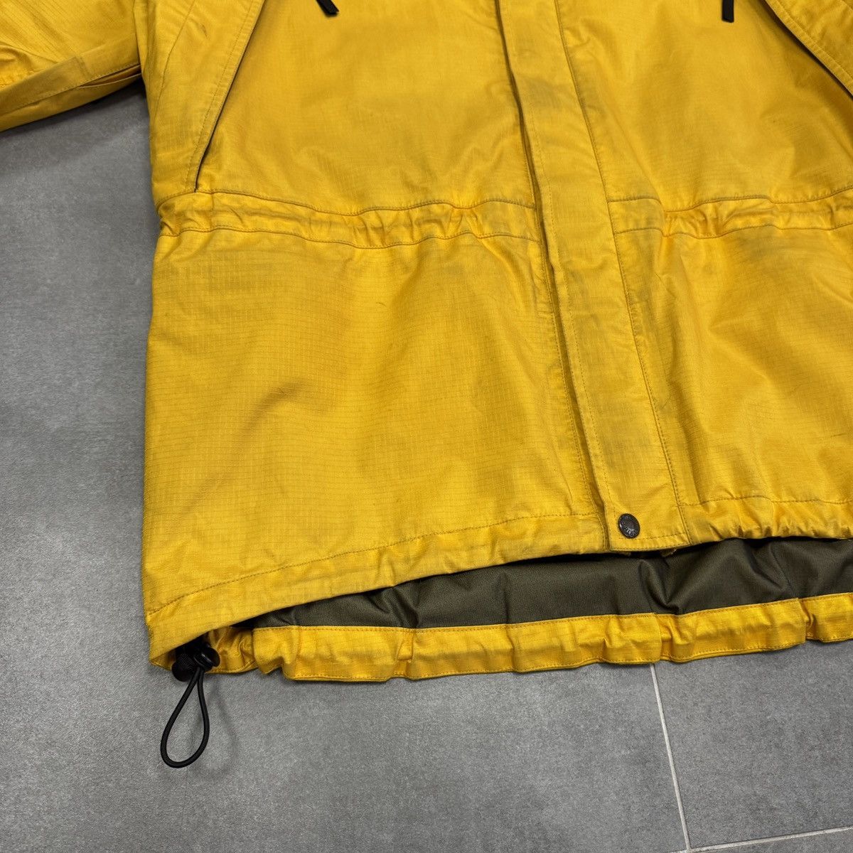 The North Face Vintage The North Face TNF Gore-Tex Raincoat Jacket 90s Size US L / EU 52-54 / 3 - 6 Thumbnail