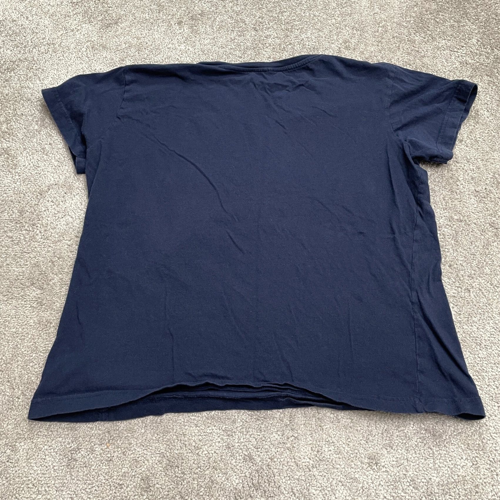 Vintage Eric Church Graphic T-Shirt Womens XL Navy Blue V-Neck Short Sleeve Band Tee Size XL / US 12-14 / IT 48-50 - 2 Thumbnail