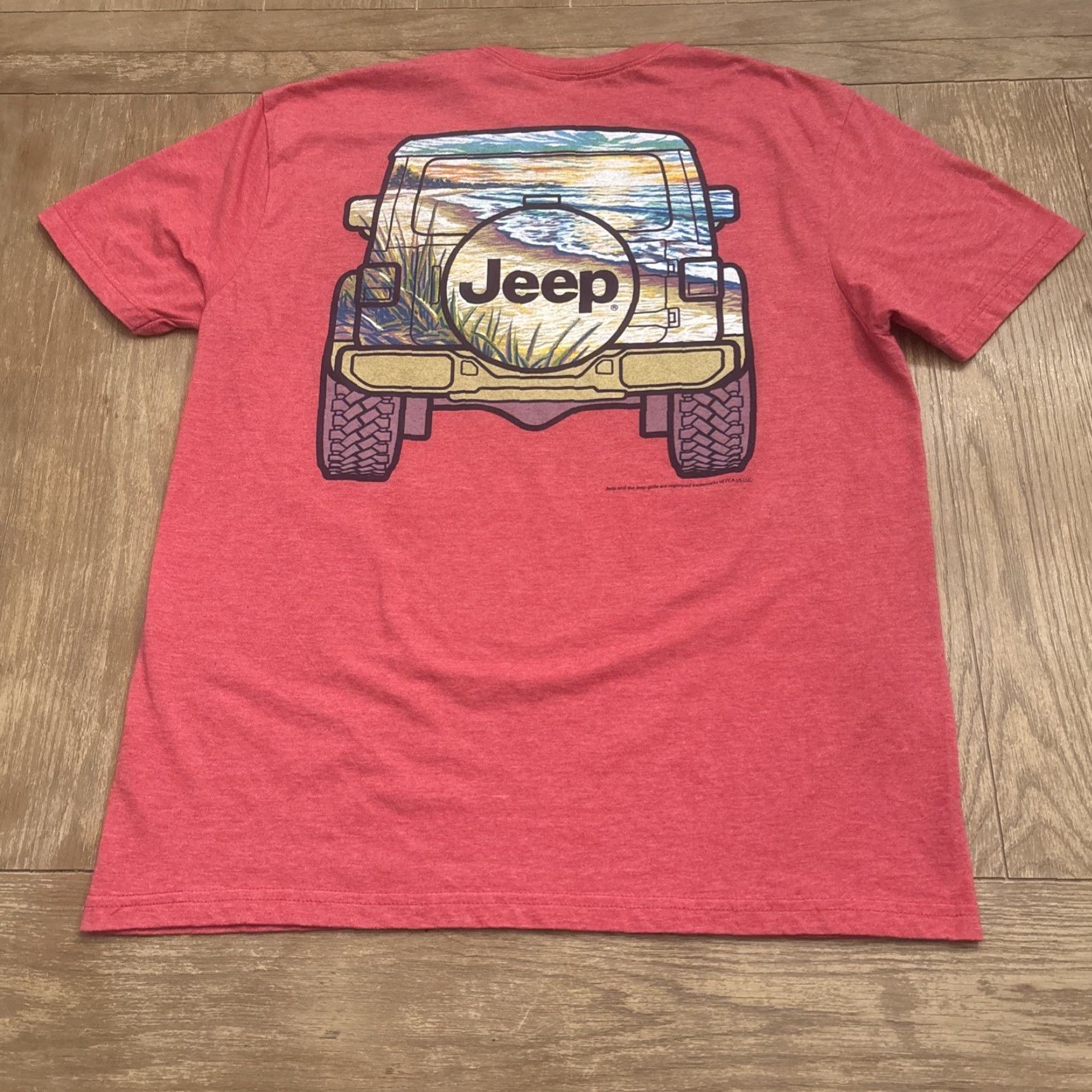 Jeep Jedco T-Shirt Back To The Beach Graphic Jeep Red L Men EUC Size US L / EU 52-54 / 3 - 5 Thumbnail