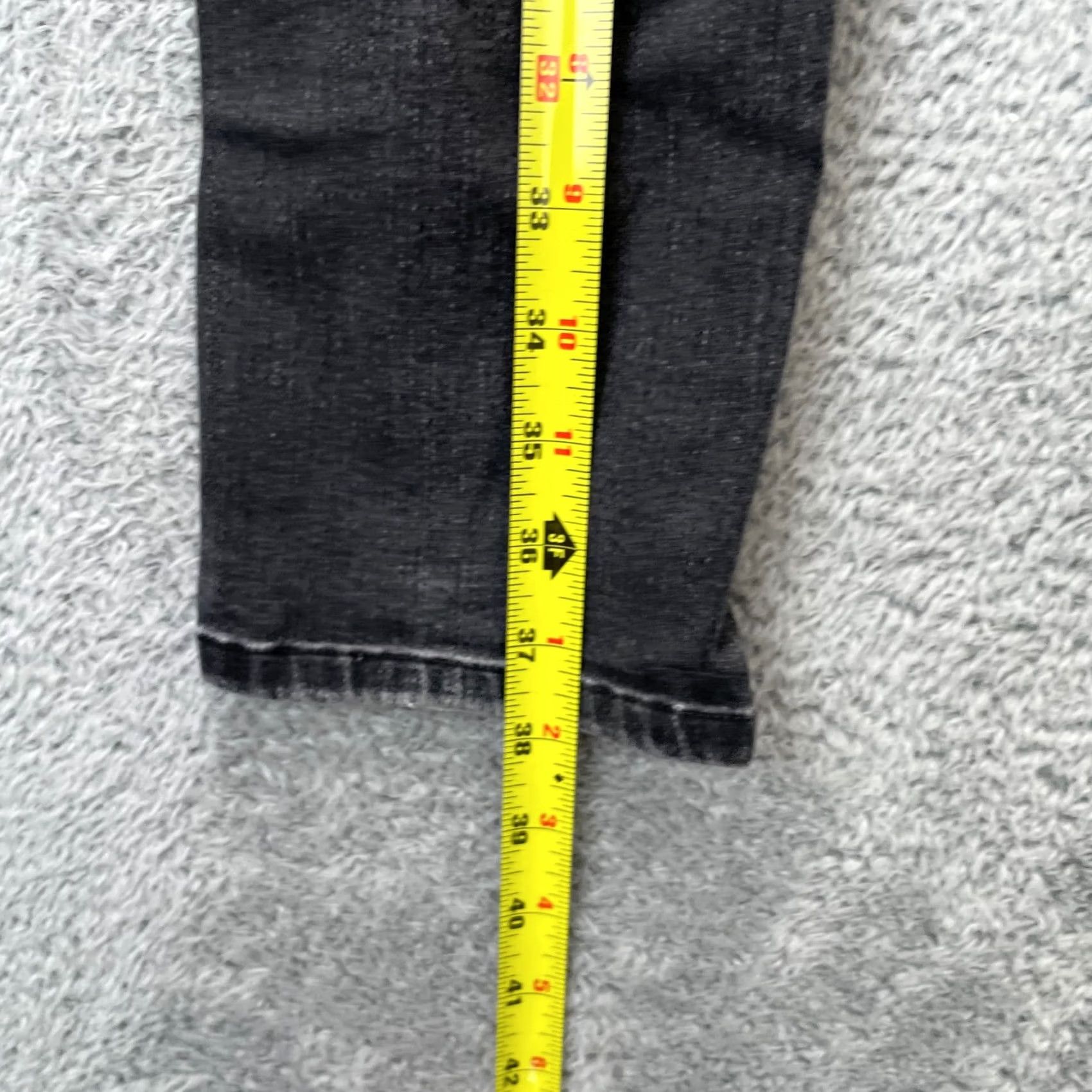 Uniqlo Uniqlo Jeans Mens Gray Skinny Leg Dark Wash Stretch Cotton Logo 32x34 Size US 32 / EU 48 - 7 Thumbnail
