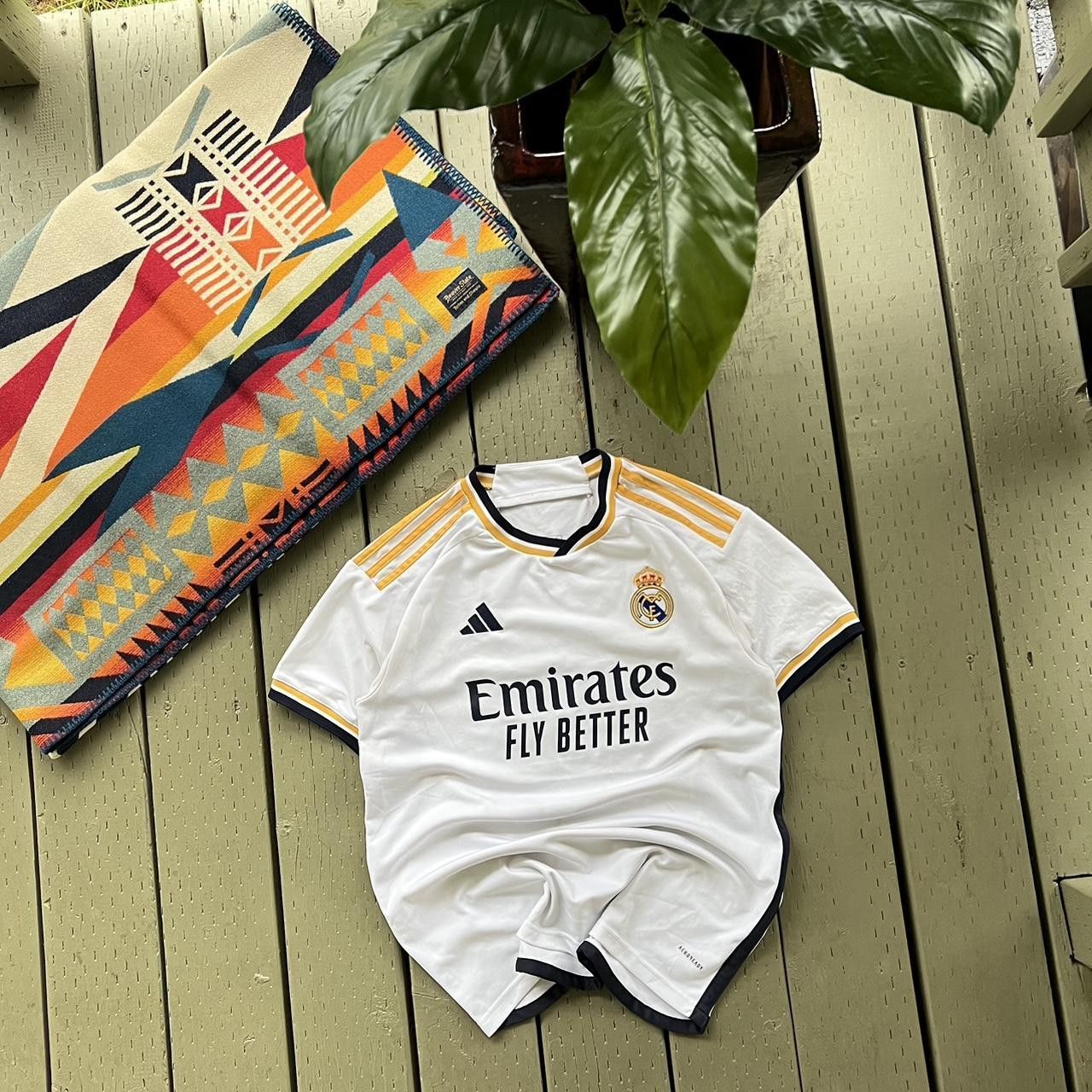 Adidas Modric Real Madrid Jersey Home Football jersey Adidas Size US M / EU 48-50 / 2 - 1 Thumbnail