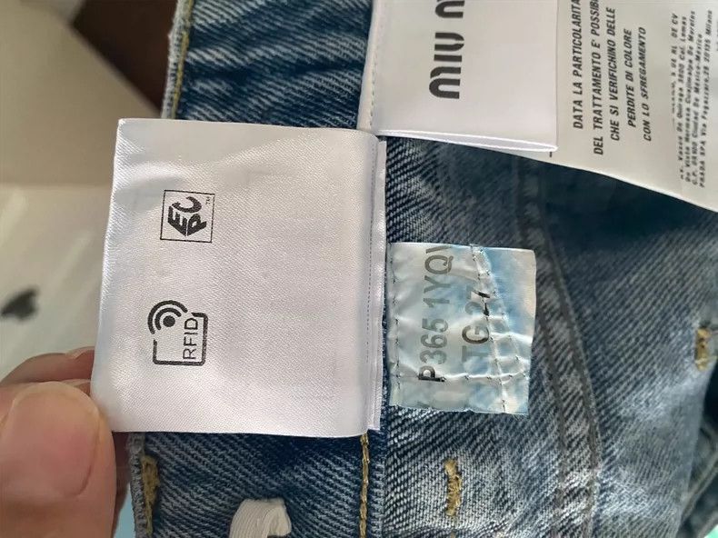 Prada Miu Miu Distressed Denim Shorts with Logo -2505 Size US 27 - 5 Thumbnail