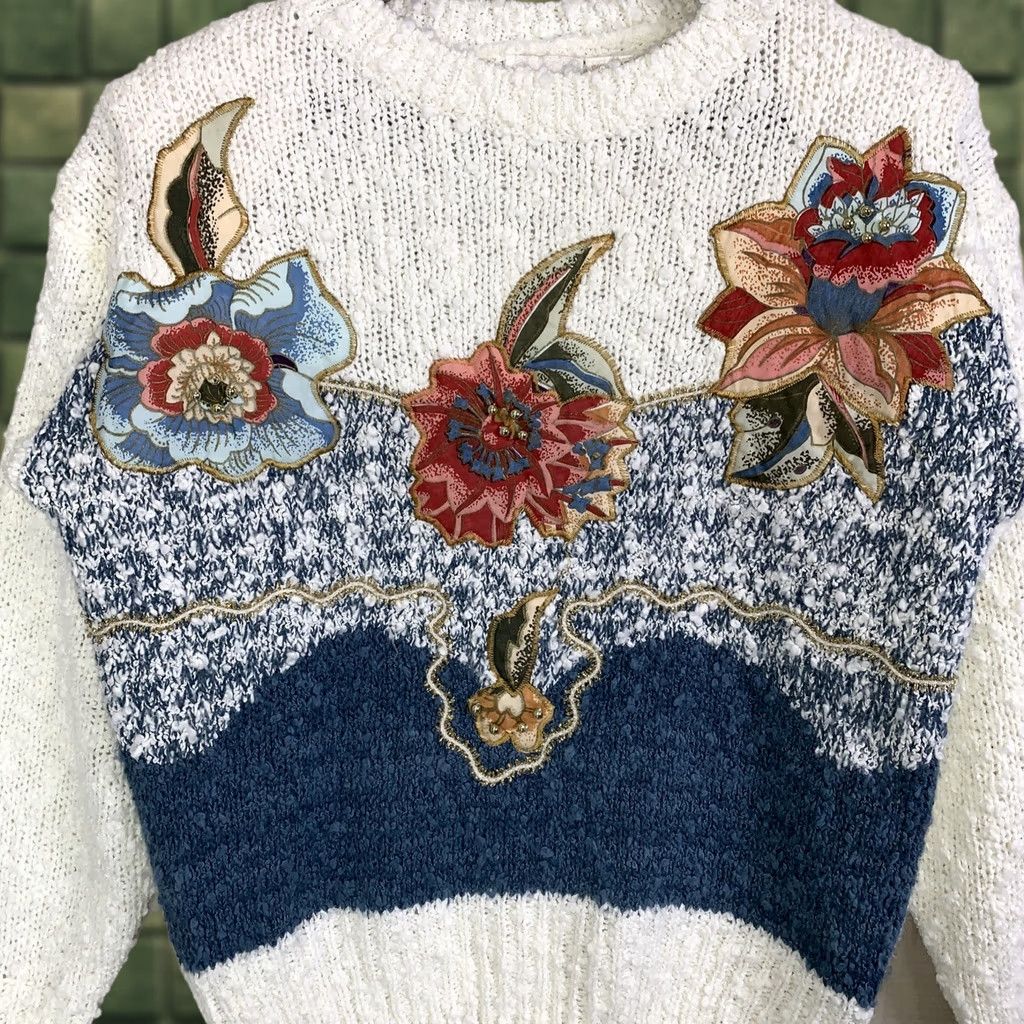 Vintage VINTAGE 80s Knotty Knit Floral Beaded Grandma Style Sweater Womens M Ivory Green Needles & Yarn Knitwear Cardigan Size M / US 6-8 / IT 42-44 - 1 Thumbnail