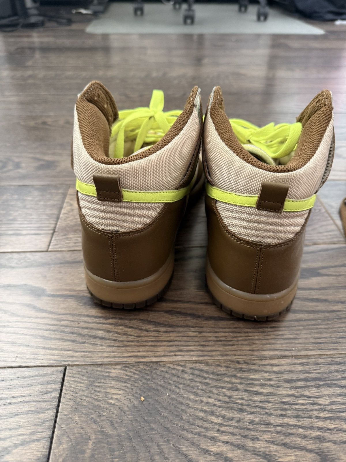 Nike Mens nike dunk shoes Size US 9.5 / EU 42-43 - 5 Thumbnail