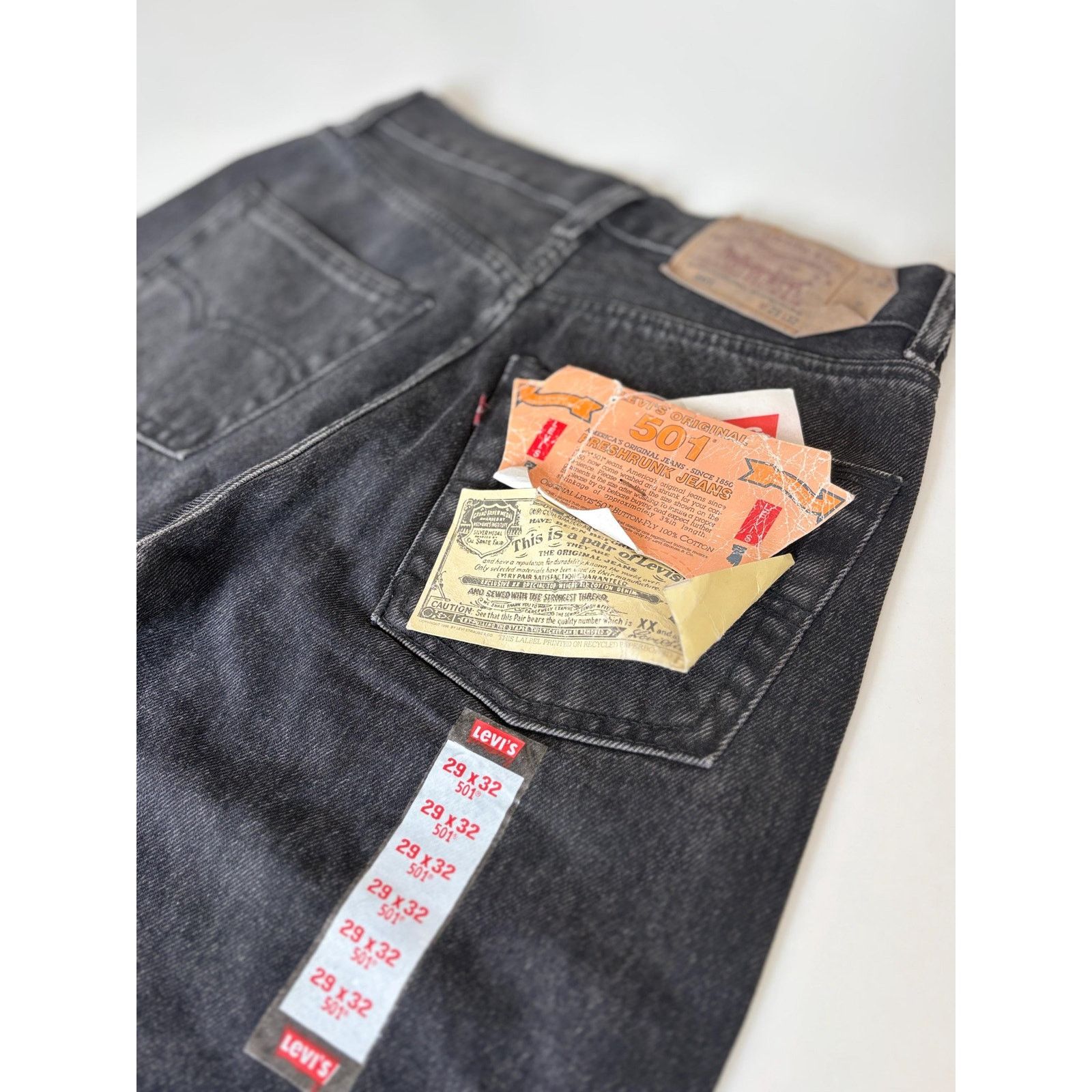 Levi's Levi’s 501-0114 Black Jeans W29 Made in USA 90s Deadstock Size US 29 - 2 Thumbnail