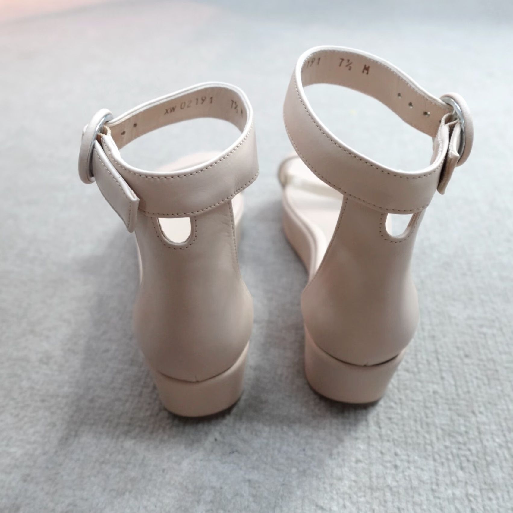Stuart Weitzman Stuart Weizman Womens Sandals 7.5 Beige Pink Capri Platform NEW Size US 8 / IT 38 - 4 Thumbnail
