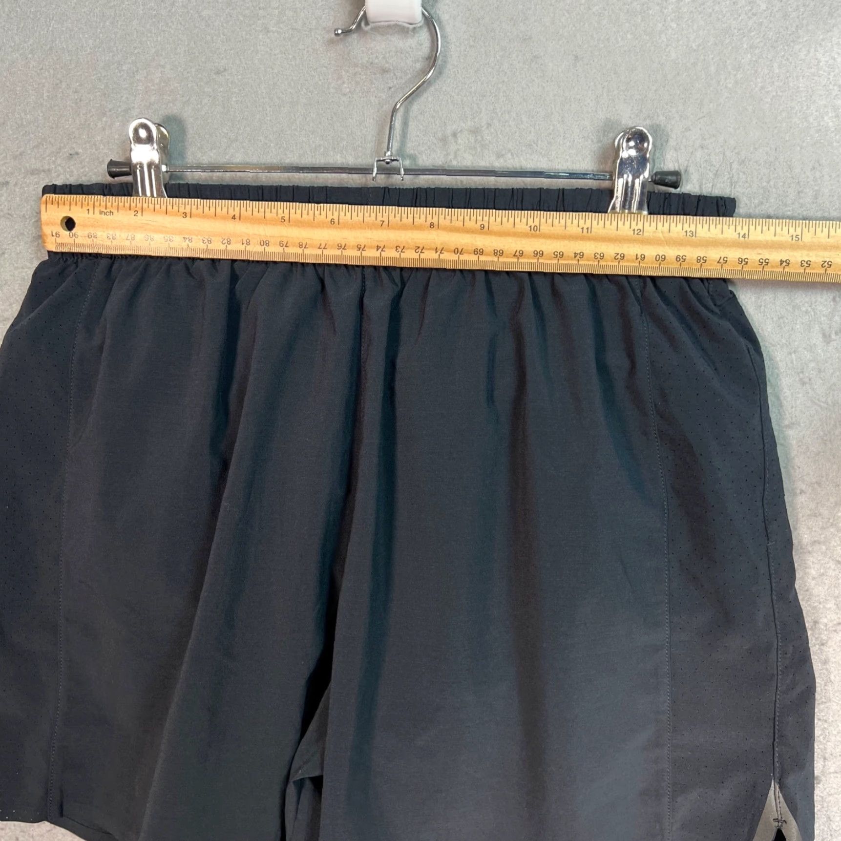 Fabletics Fabletics Womens Size Medium Black Rainbow Athletic Shorts Running Gym Womens Size 32" / US 10 / IT 46 - 4 Thumbnail