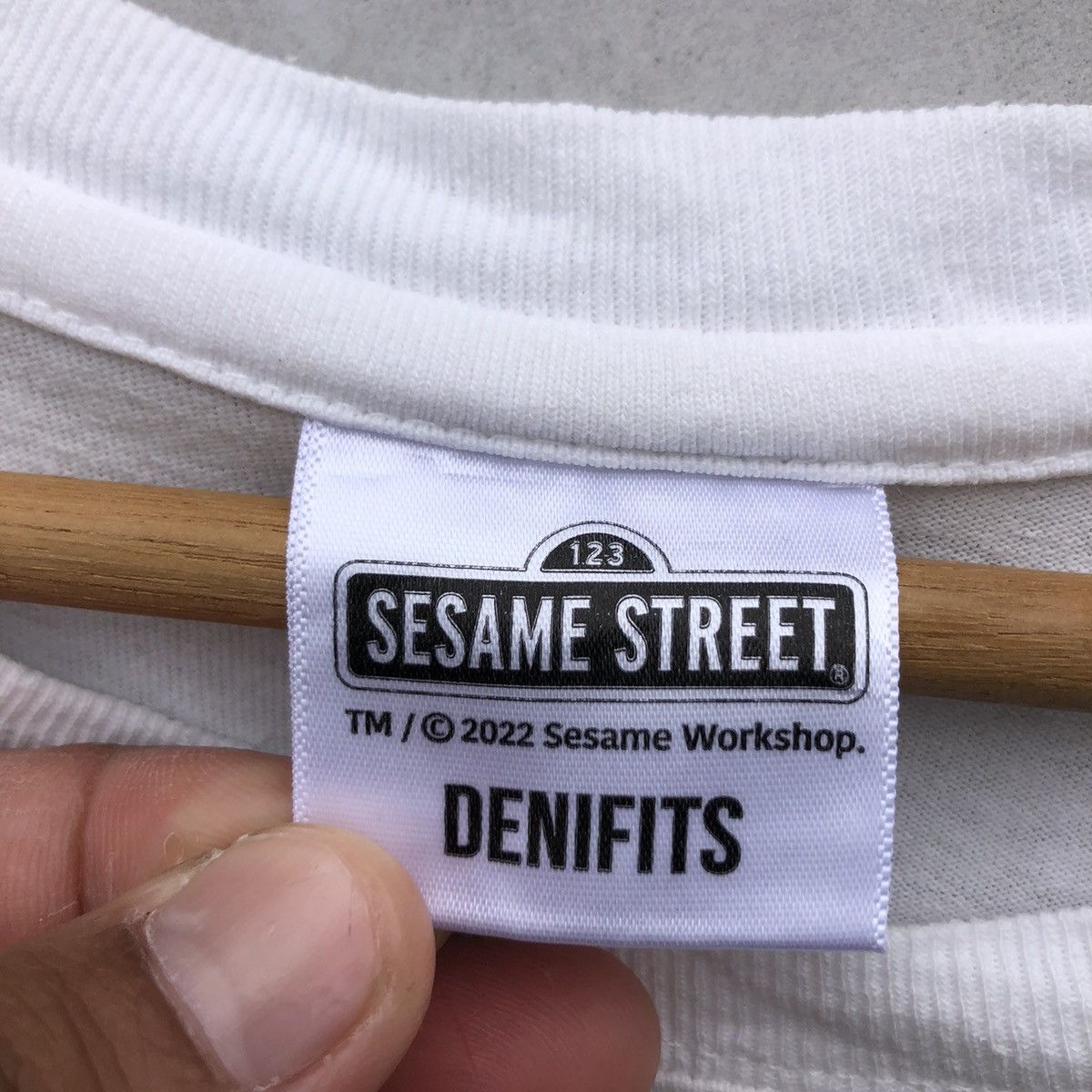 Cartoon Network 🔥Accept Binding Offer🔥 Sesame Street Size US S / EU 44-46 / 1 - 5 Thumbnail