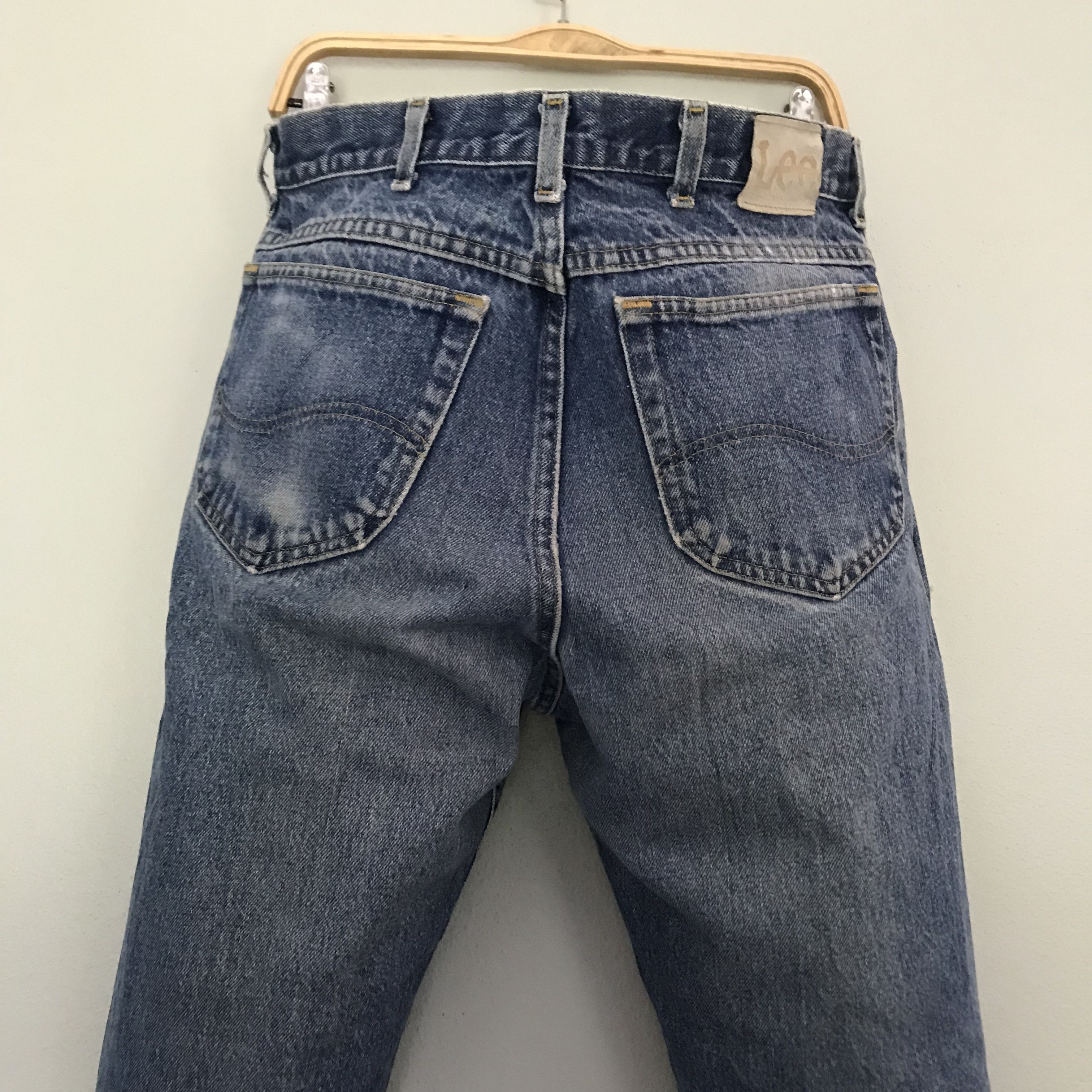 Lee Vintage 90s Lee Medium Light Wash Straight Leg Jeans Size US 34 / EU 50 - 9 Thumbnail