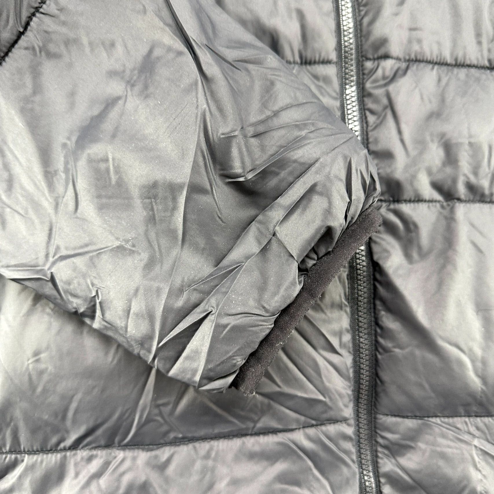 Oakley Oakley Jacket Mens L Black Puffer Full Zip Regular Fit Lined Polyester Insulated Size US L / EU 52-54 / 3 - 5 Thumbnail