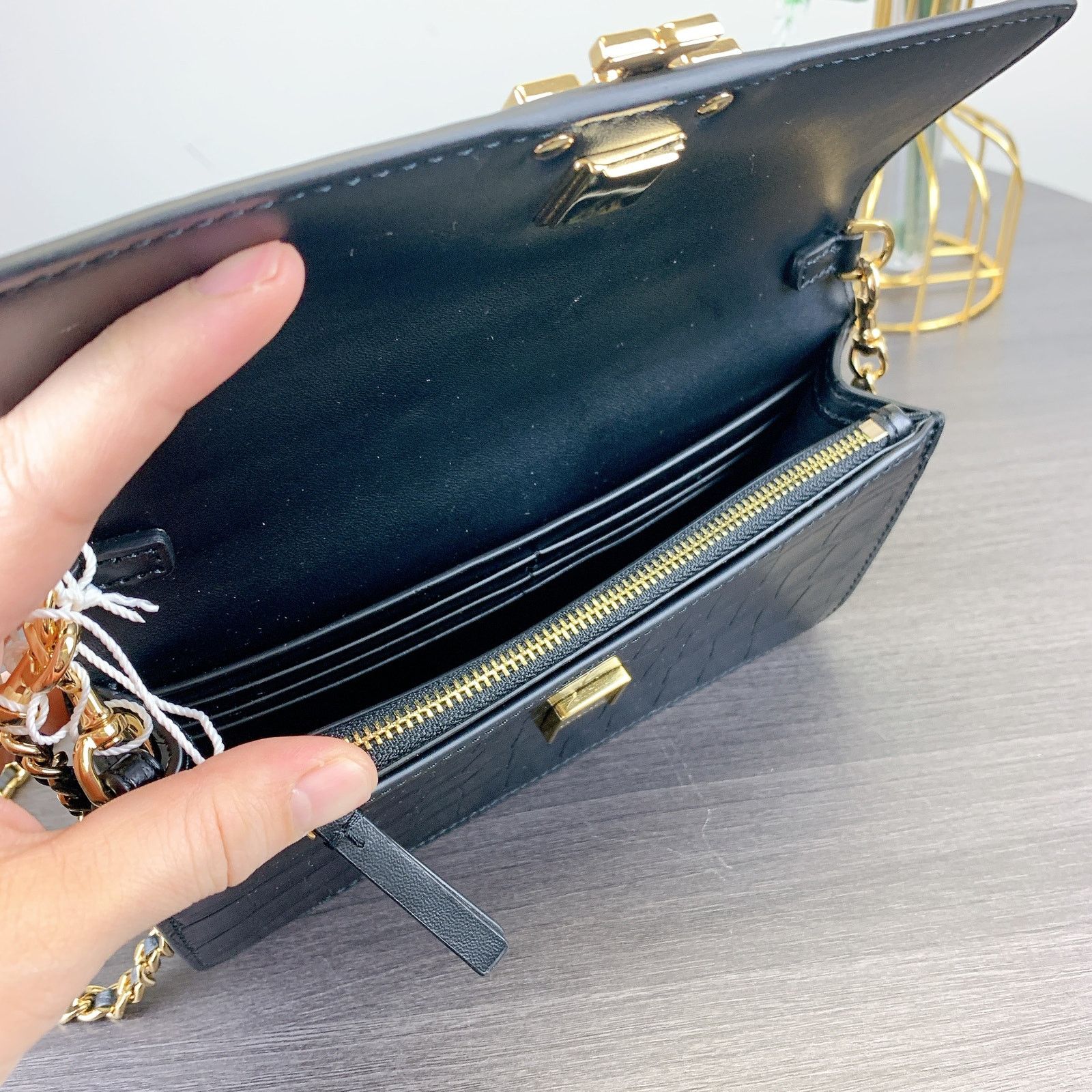 Tory Burch Tory Burch 141073 Britten chain wallet wristlet IN BLACK Size ONE SIZE - 7 Thumbnail
