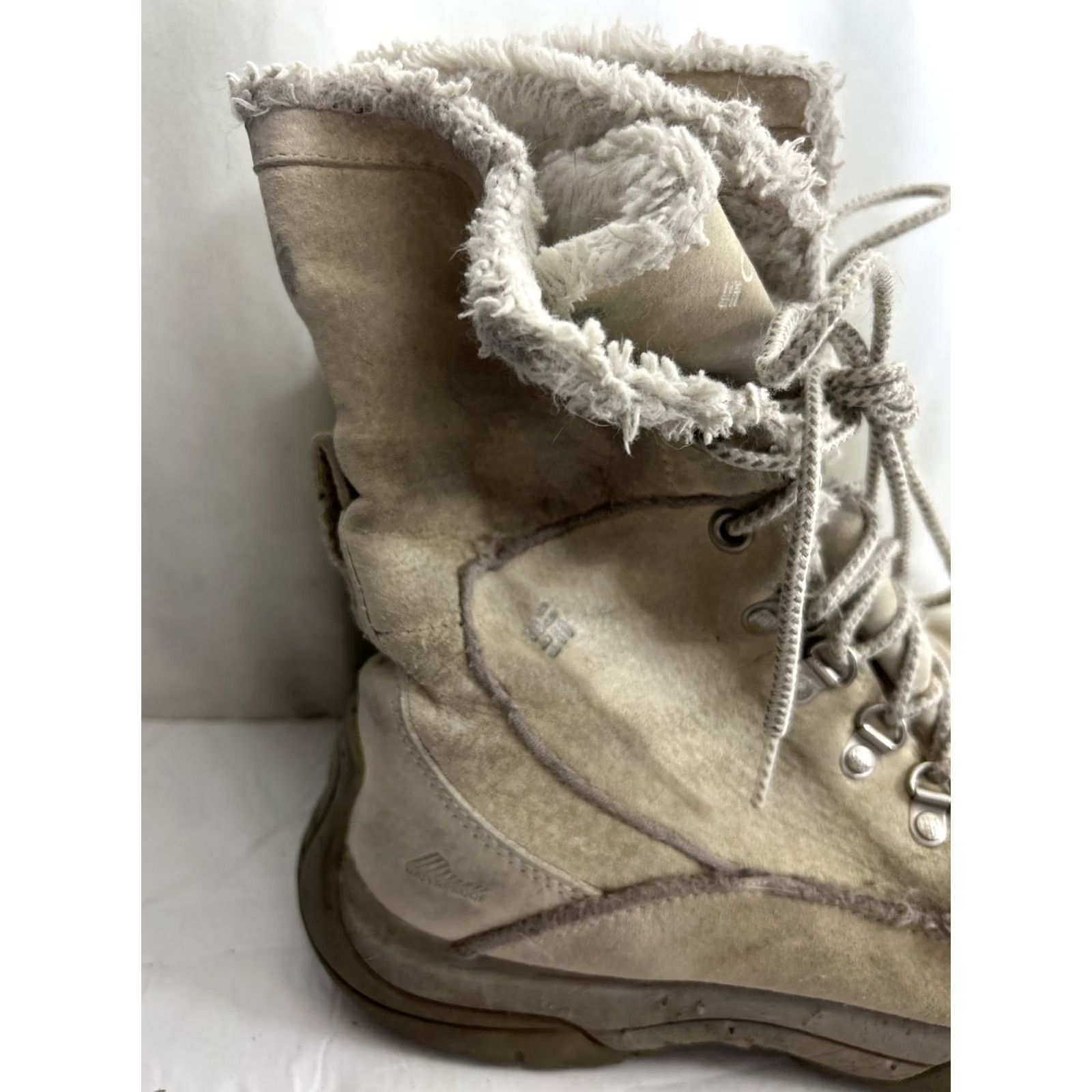 Vintage Columbia Women's Lavela II Suede Waterproof Winter Boots Thinsulate Ivory, Size US 9 / UK 7, Round Toe, Lace Up, Casual, Boot, M Width, Winter, Women Size US 7 / IT 37 - 4 Thumbnail