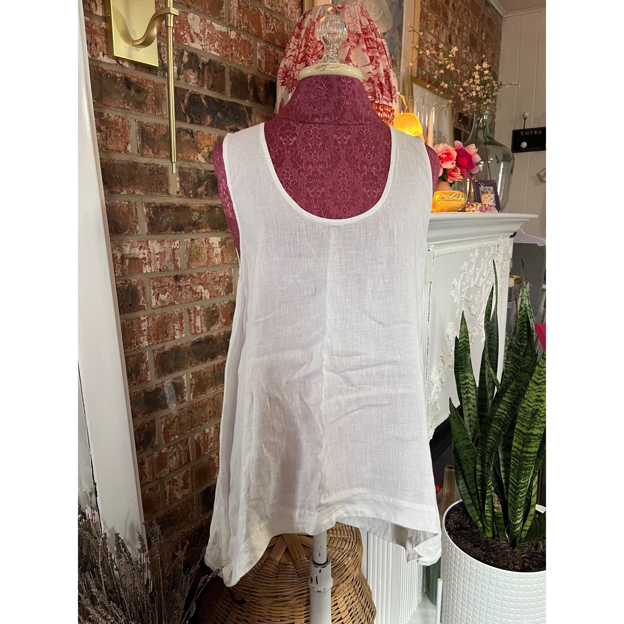 Saks Fifth Avenue Saks Fifth Avenue White Linen High-Low Tank Top Womens XL Size XL / US 12-14 / IT 48-50 - 3 Thumbnail