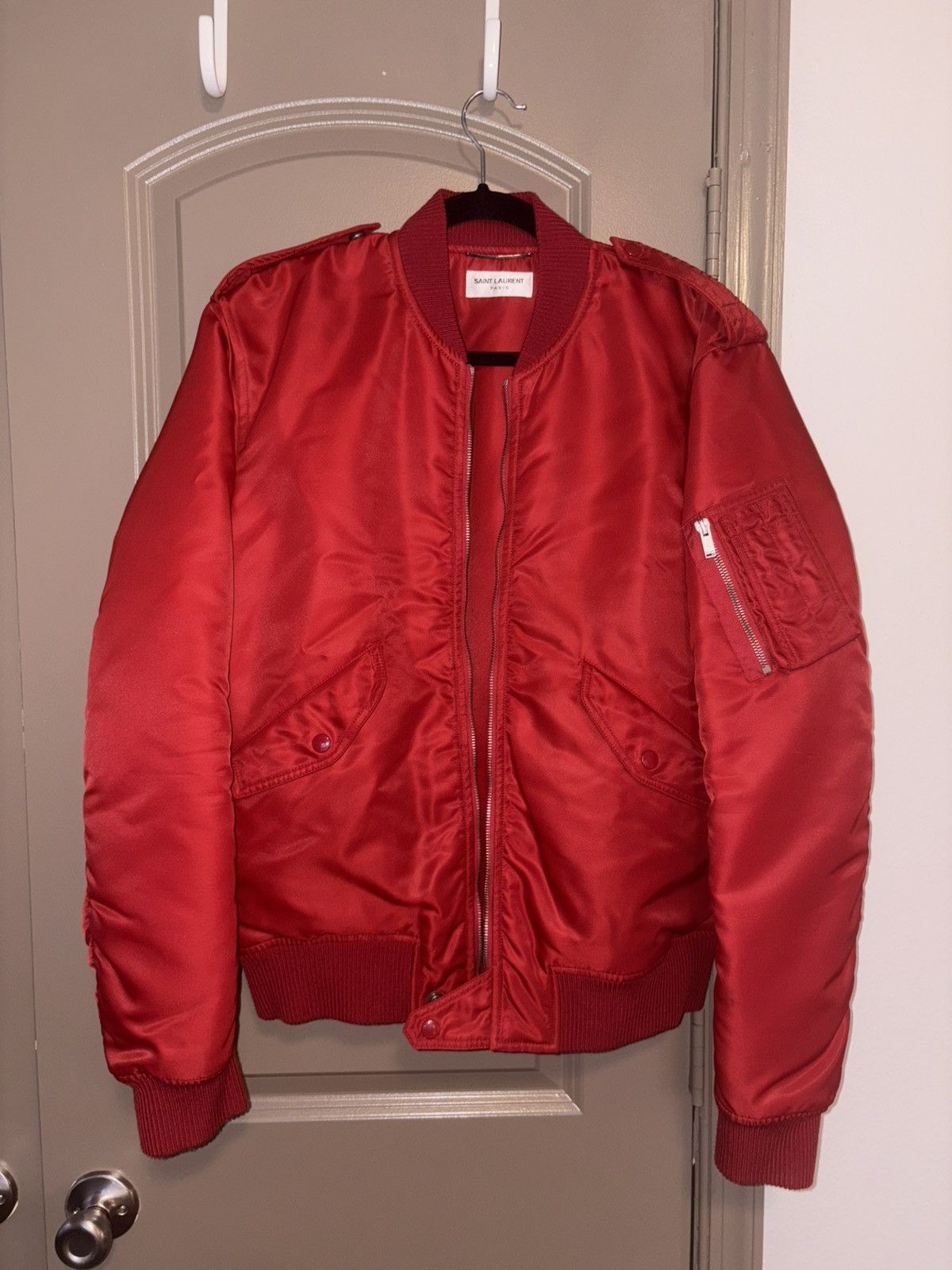 Saint Laurent Paris Saint Laurent Red Silk Bomber Jacket size 48 Size US M / EU 48-50 / 2 - 1 Thumbnail