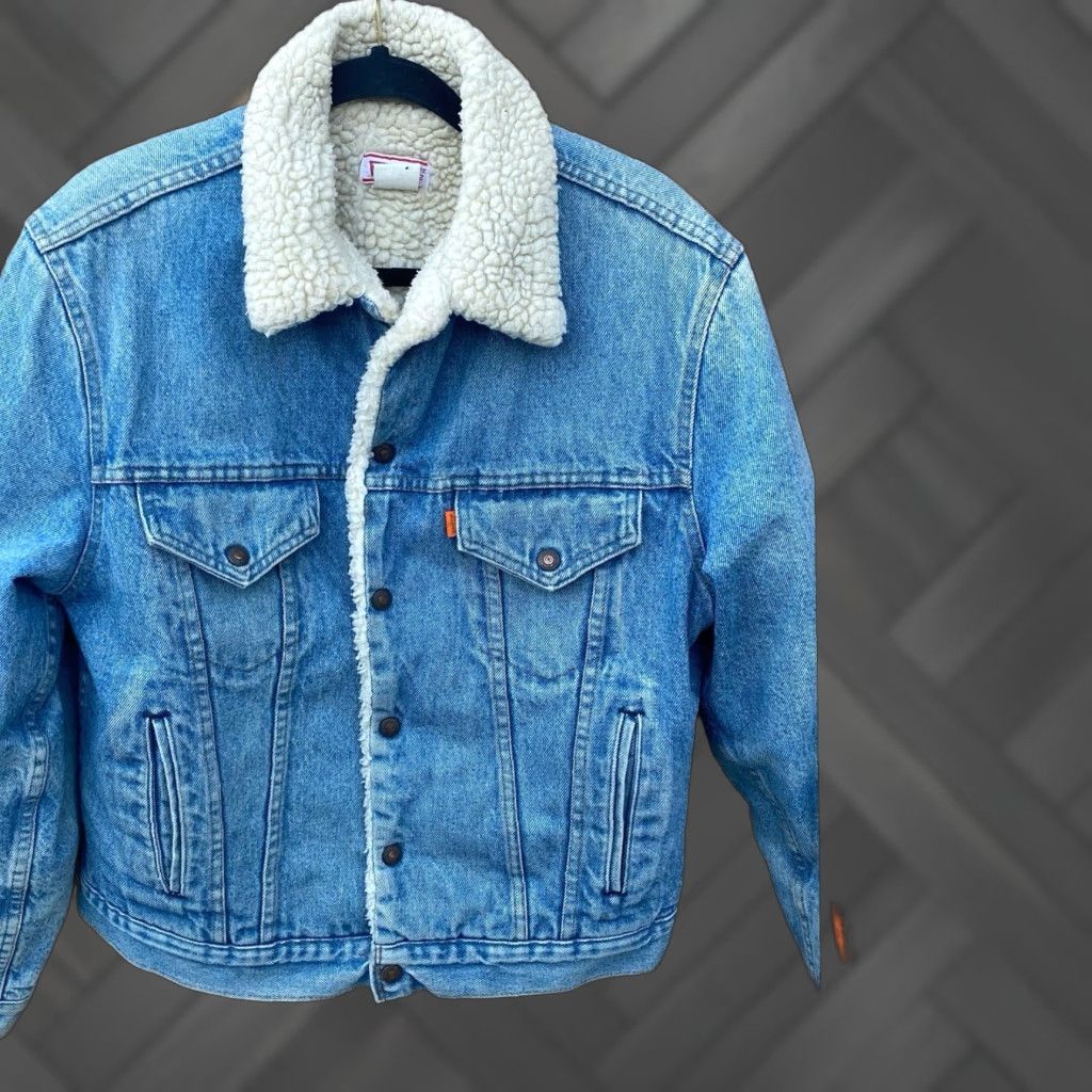 Levi's VINTAGE Levi’s Trucker Denim Jacket Orange Tab Made in USA 42 Sherpa Lined Western Quilted Nylon Sleeves Mens Size US XS / EU 42 / 0 - 1 Thumbnail