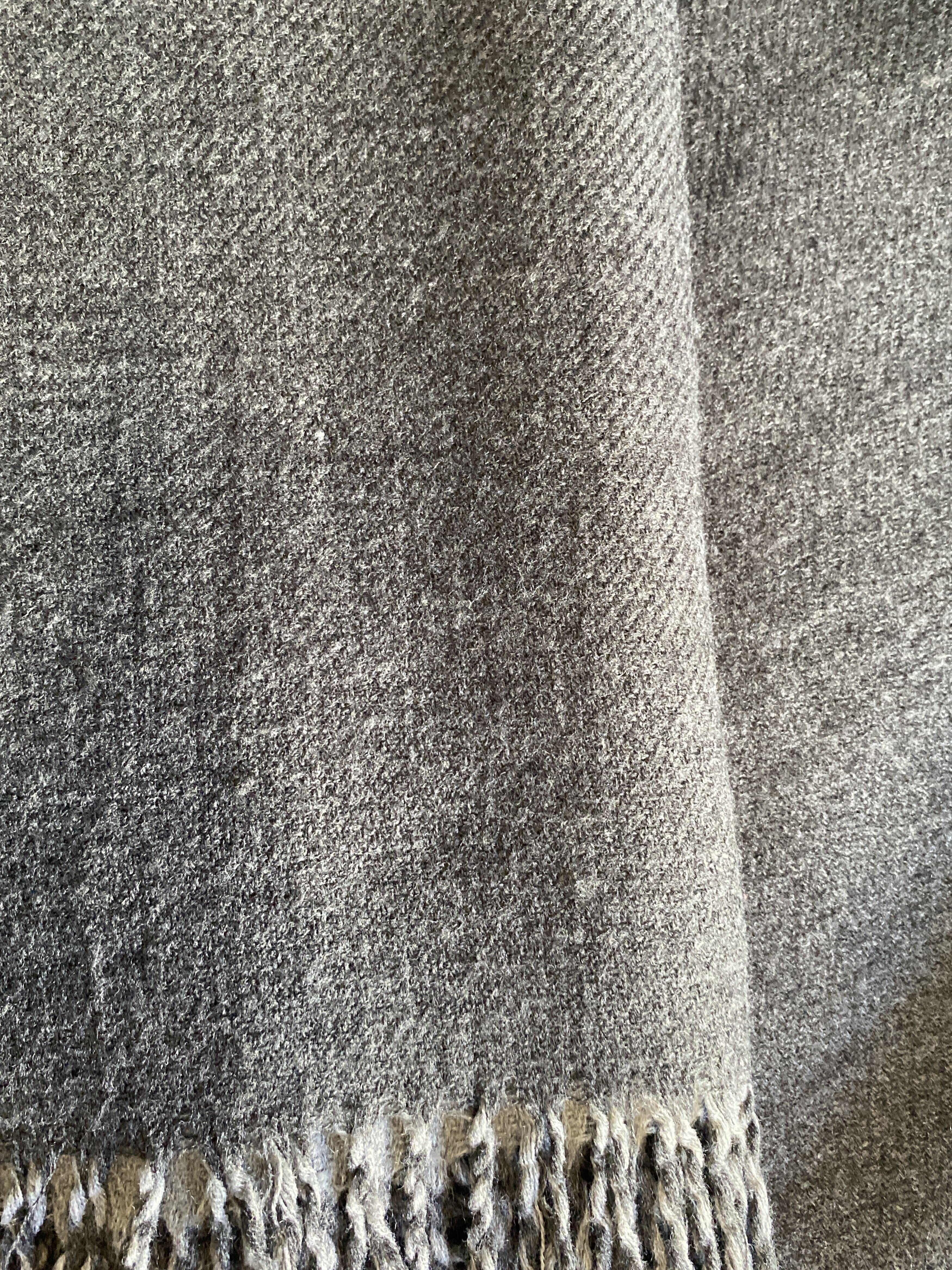 H&M H&M Reversible Black Gray Scarf 71x18 | Tassel Fringe Size ONE SIZE - 2 Thumbnail