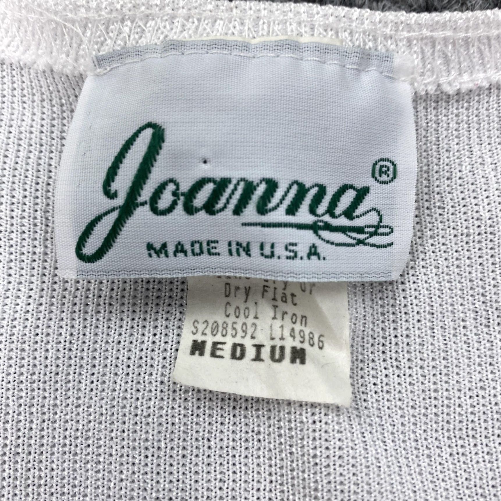 Vintage VINTAGE Joanna Sweater Womens Medium White Short Sleeve Cardigan Made USA Polyester Size M / US 6-8 / IT 42-44 - 4 Thumbnail