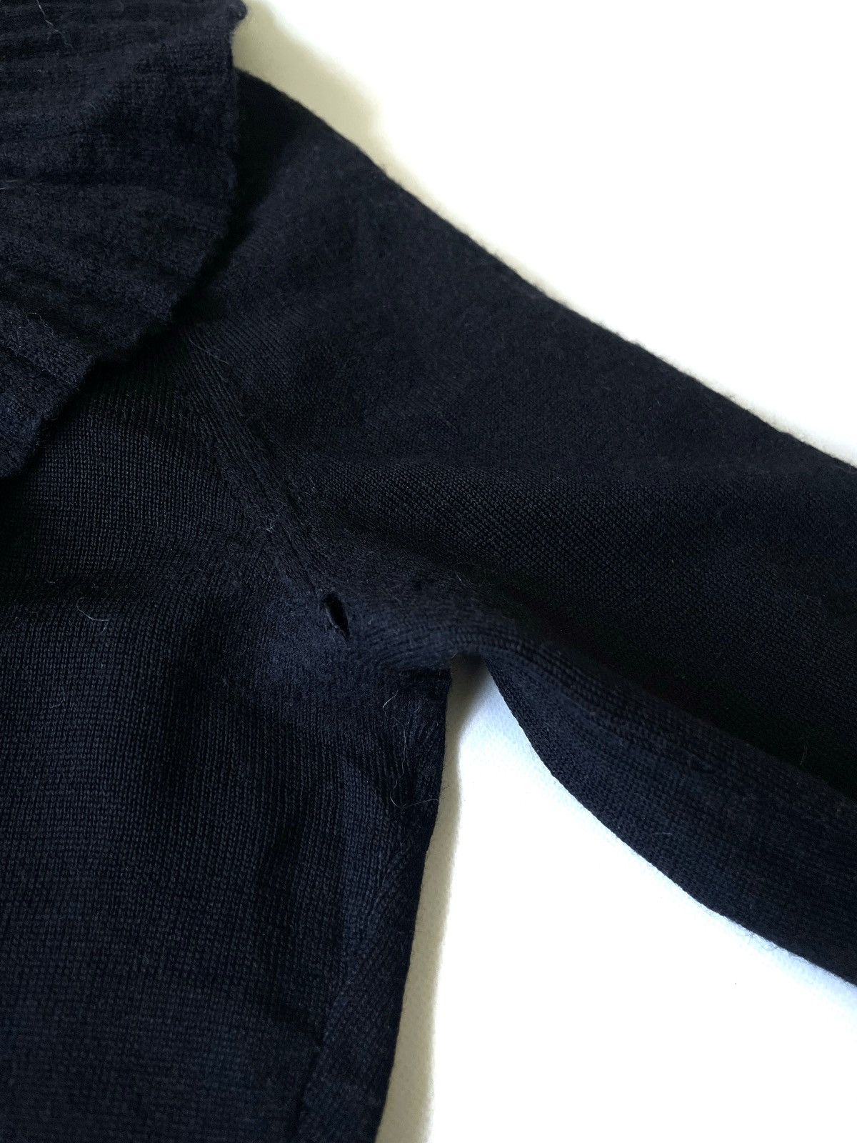 Givenchy Givenchy Women's Wool Avantgarde Black Sweater Size S Rick Size S / US 4 / IT 40 - 7 Thumbnail