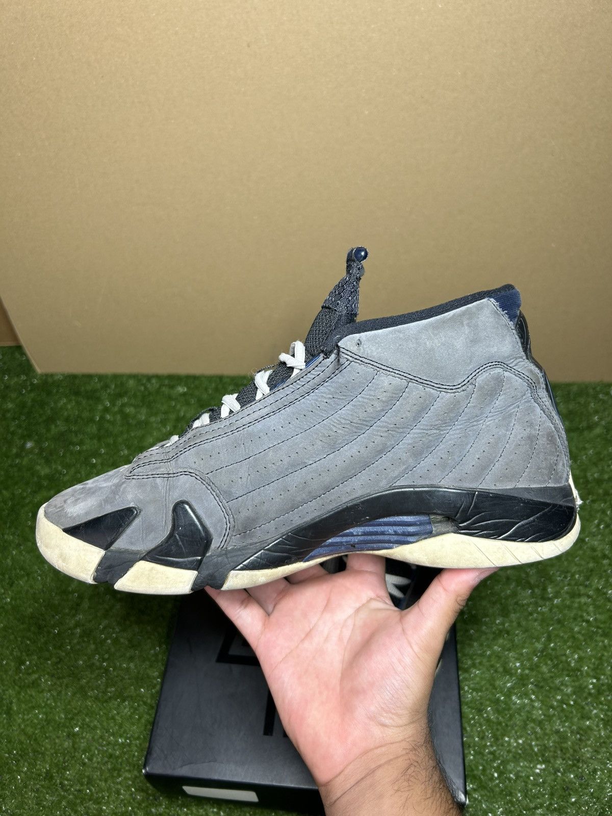 Jordan Brand Jordan 14 Wolf Grey Size US 10 / EU 43 - 8 Thumbnail