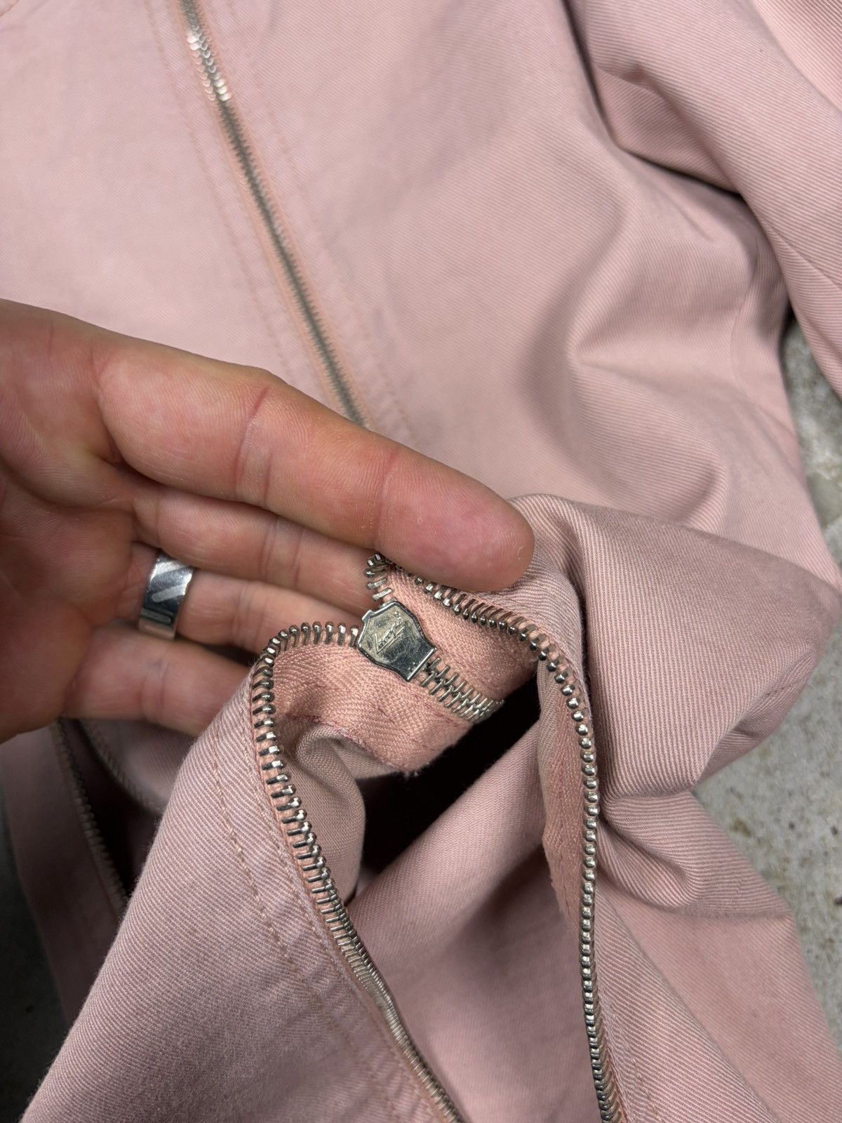 Dolce & Gabbana SS 2003 Dolce & Gabbana Sex Pink Multi Zippers Pants Size 26" / US 2 / IT 38 - 9 Thumbnail