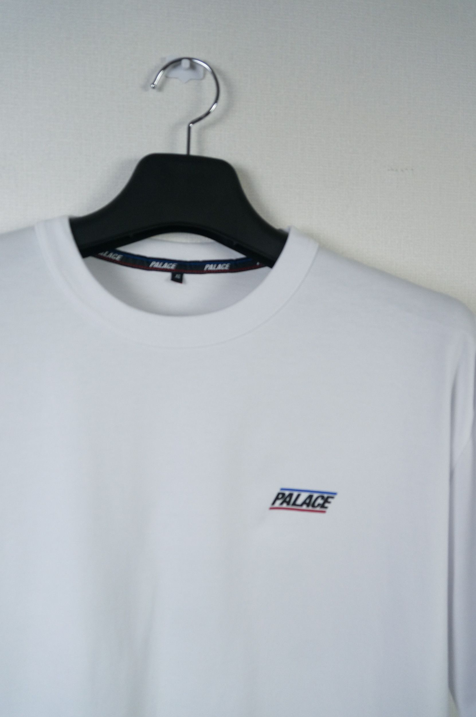 Palace Palace Basic Logo T-shirt - White Size US XL / EU 56 / 4 - 2 Thumbnail