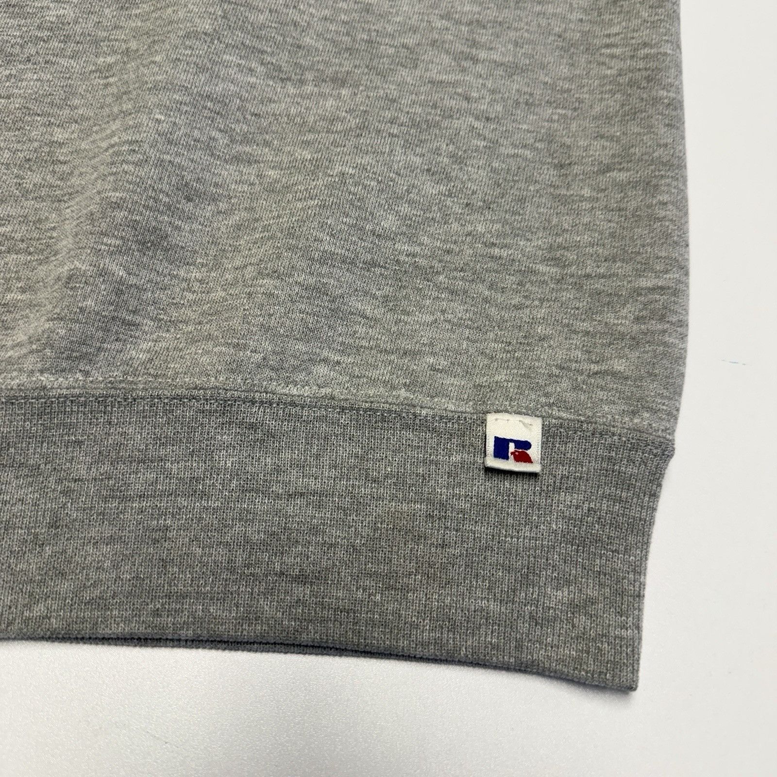 Russell Athletic Vintage 90s Russell Athletic Sweatshirt Mens XL 25x26.5 Gray Size US XL / EU 56 / 4 - 6 Thumbnail