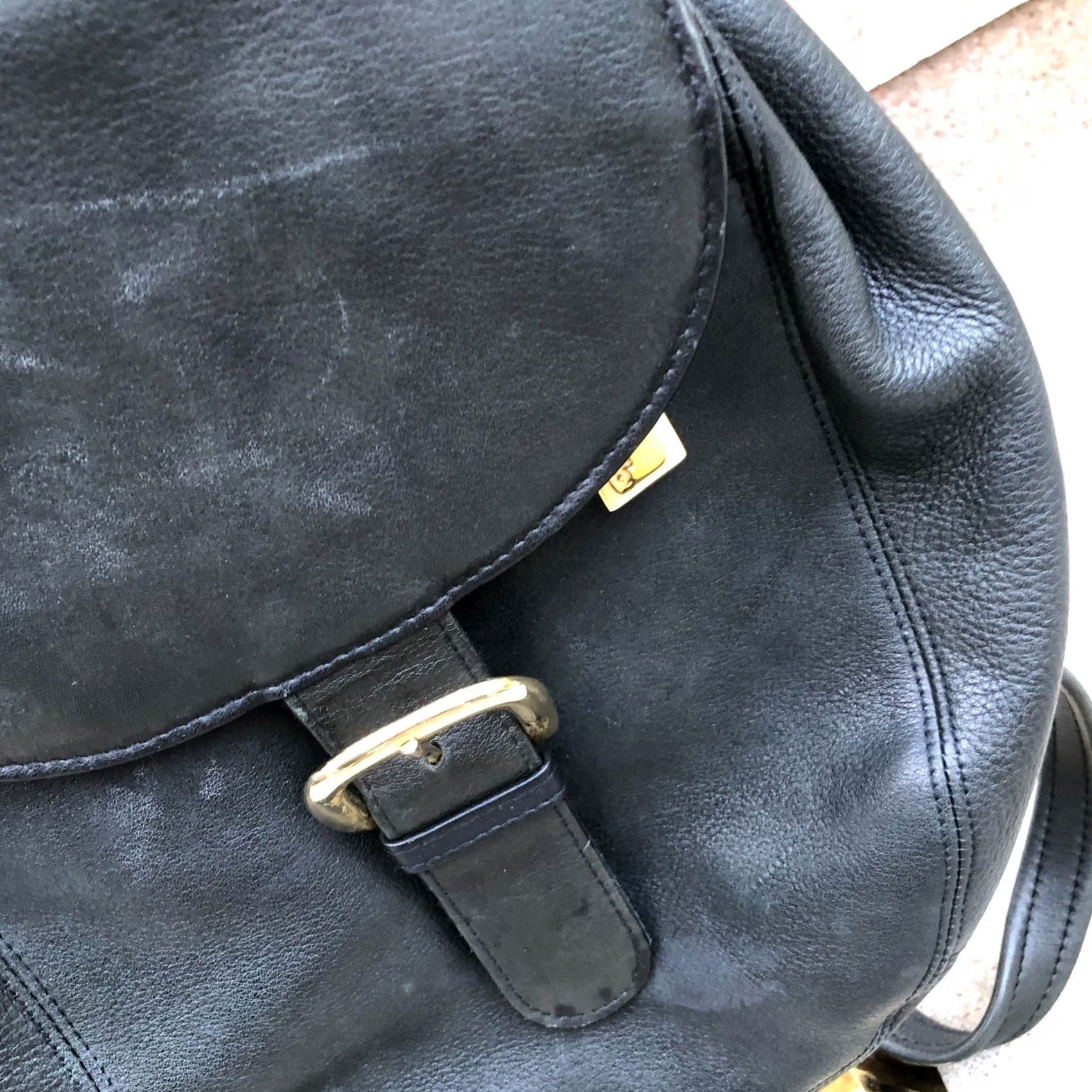 Vintage TIGNANELLO Buckle Leather Backpack Women's Black Bag Size ONE SIZE - 6 Thumbnail