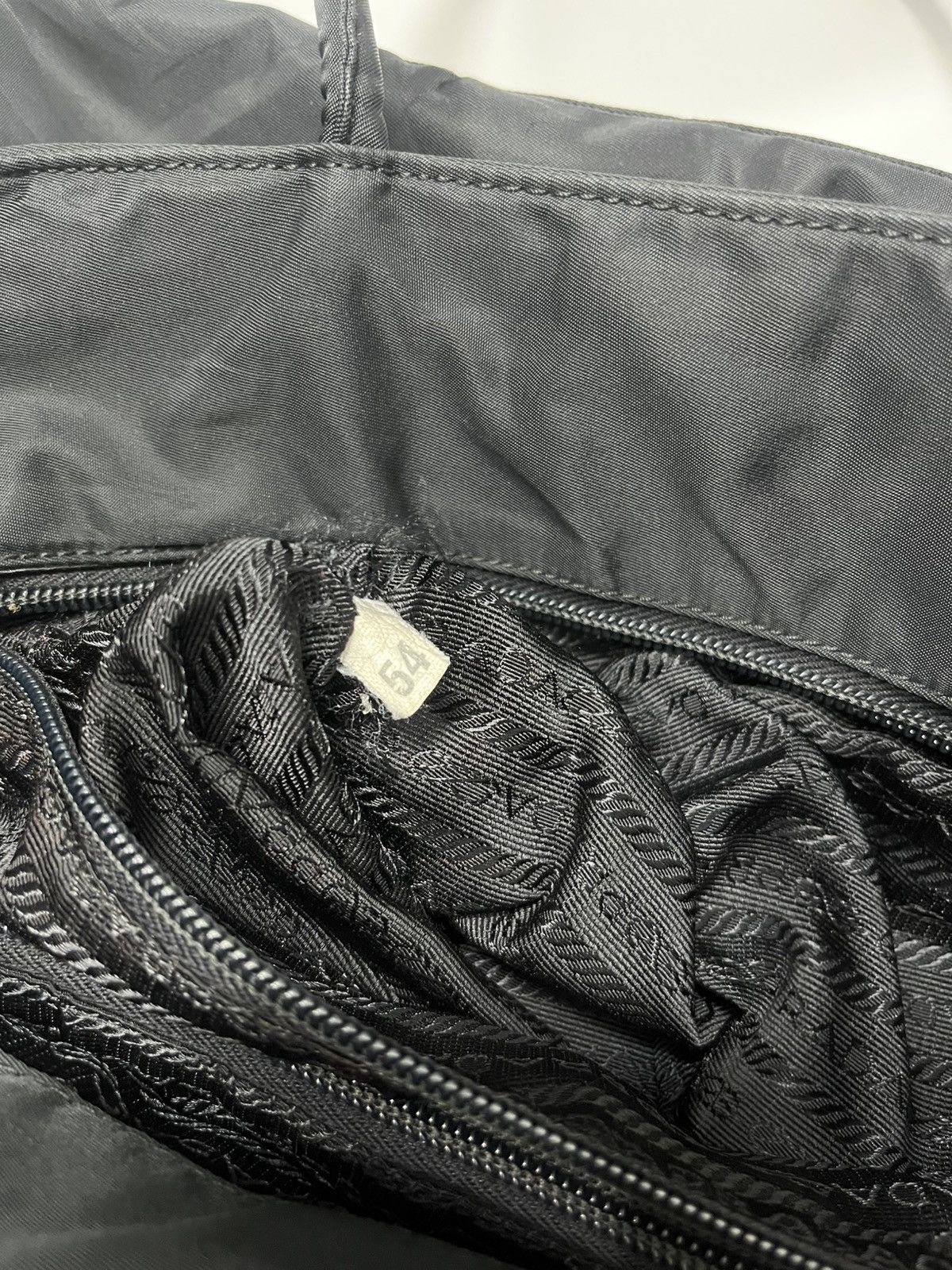 Prada Authentic PRADA Shouder Bag Size ONE SIZE - 9 Thumbnail