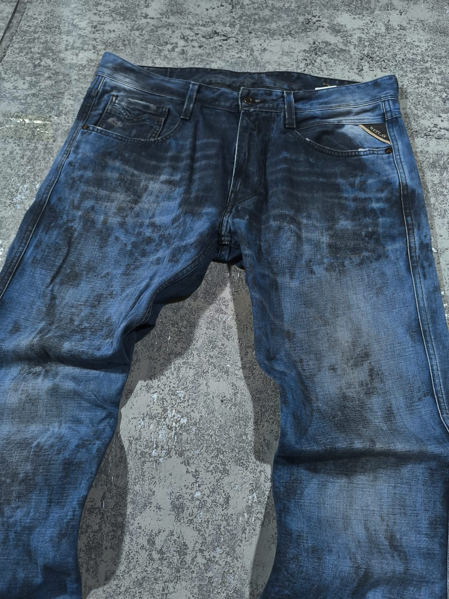 Other REPLAY ITALY HEDI SLIMANE ROCKSTAR STAINED LOOK JEANS Size US 34 / EU 50 - 10 Thumbnail