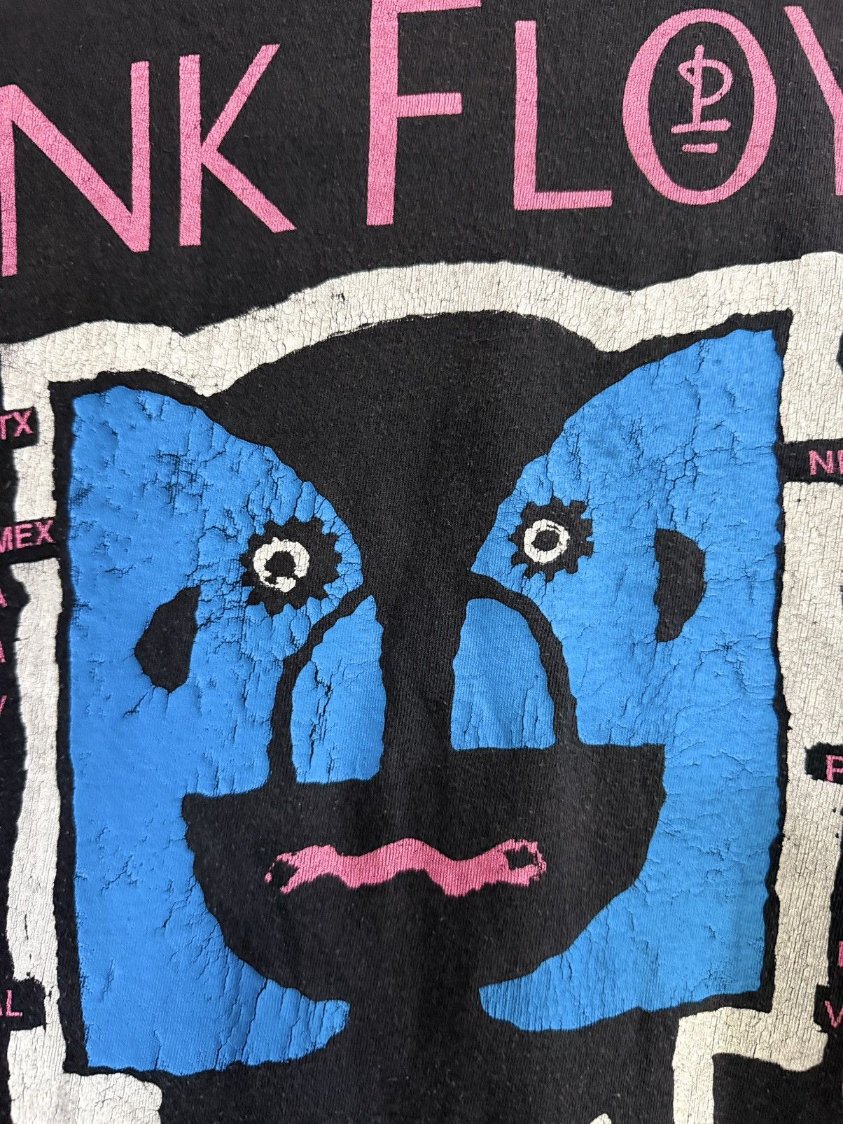 Band Tees Rare Vintage 90s Pink Floyd The Division Bell Tour Faded Tee Size US XL / EU 56 / 4 - 12 Thumbnail