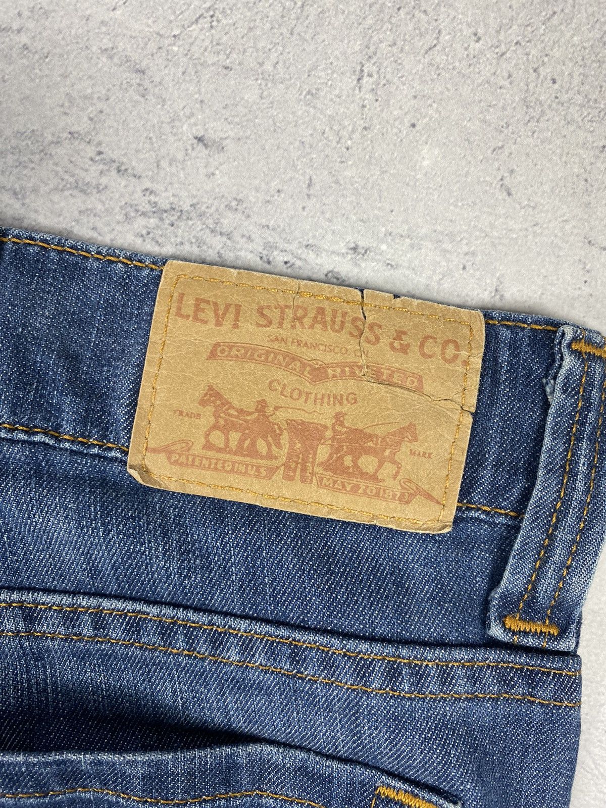 Levi's × Vintage Vintage 00s Levis Dark Blue Wash Denim Jeans y2k Size 28" / US 6 / IT 42 - 3 Thumbnail