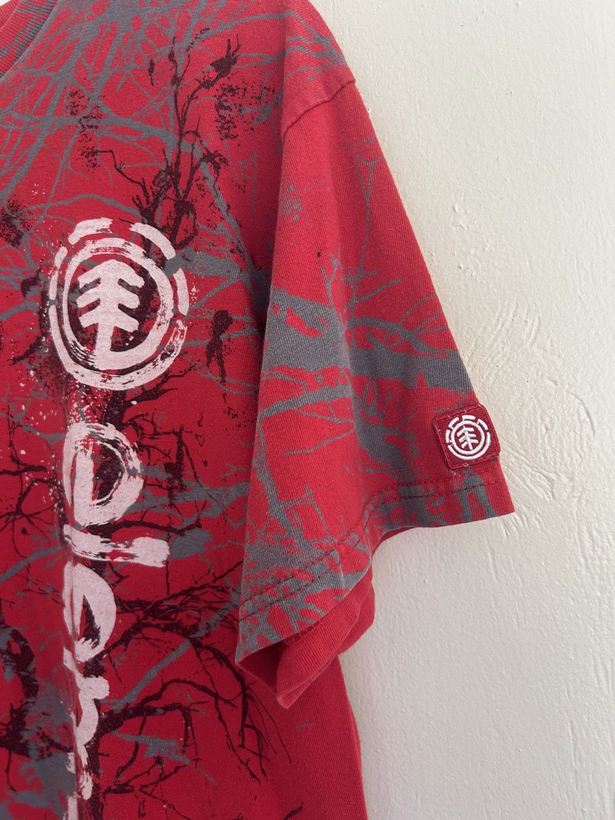 Element Vintage Element Skateboards Tree Graphic Red T-shirt Size US M / EU 48-50 / 2 - 4 Thumbnail